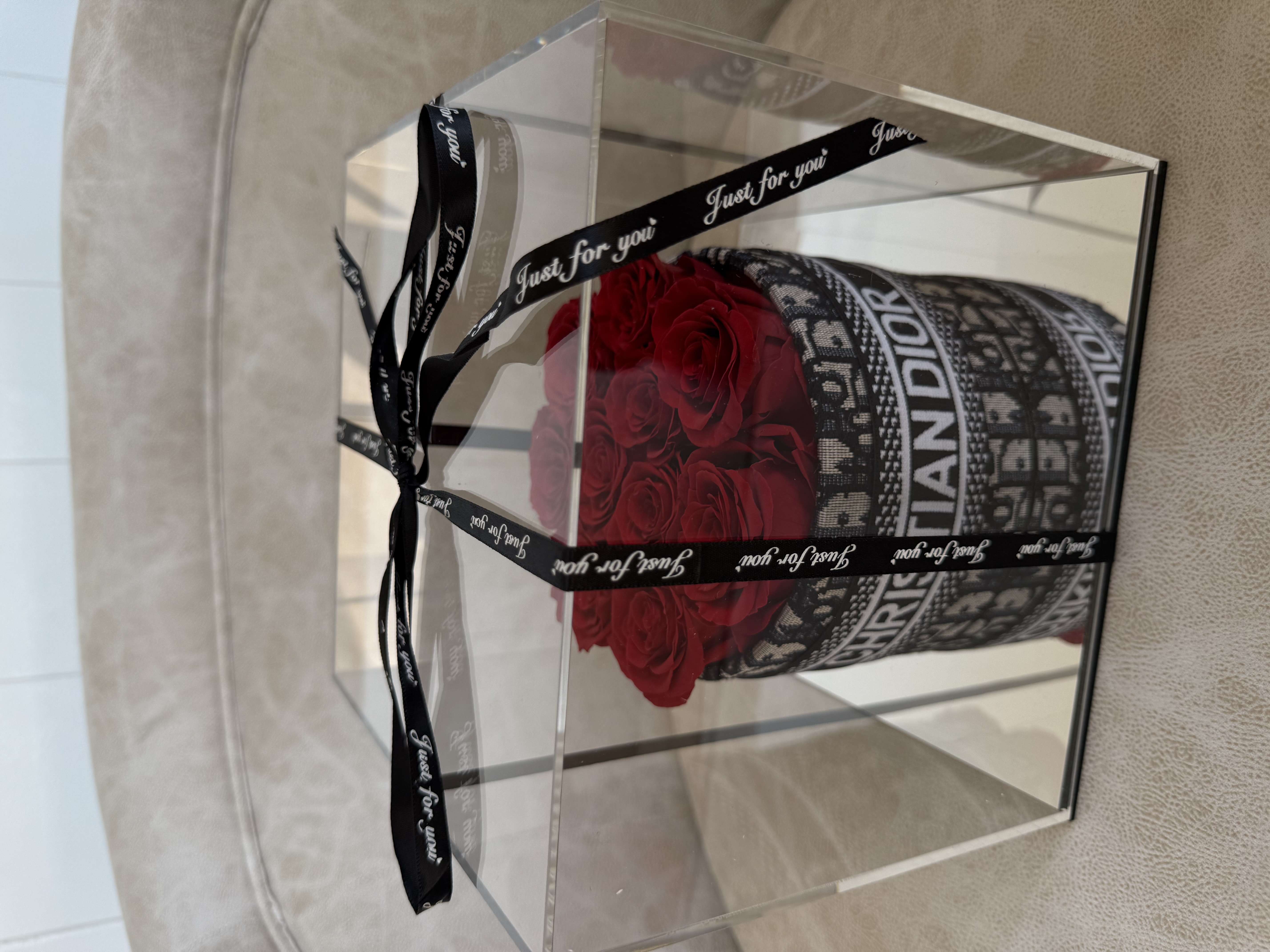 Eternal roses Dior 