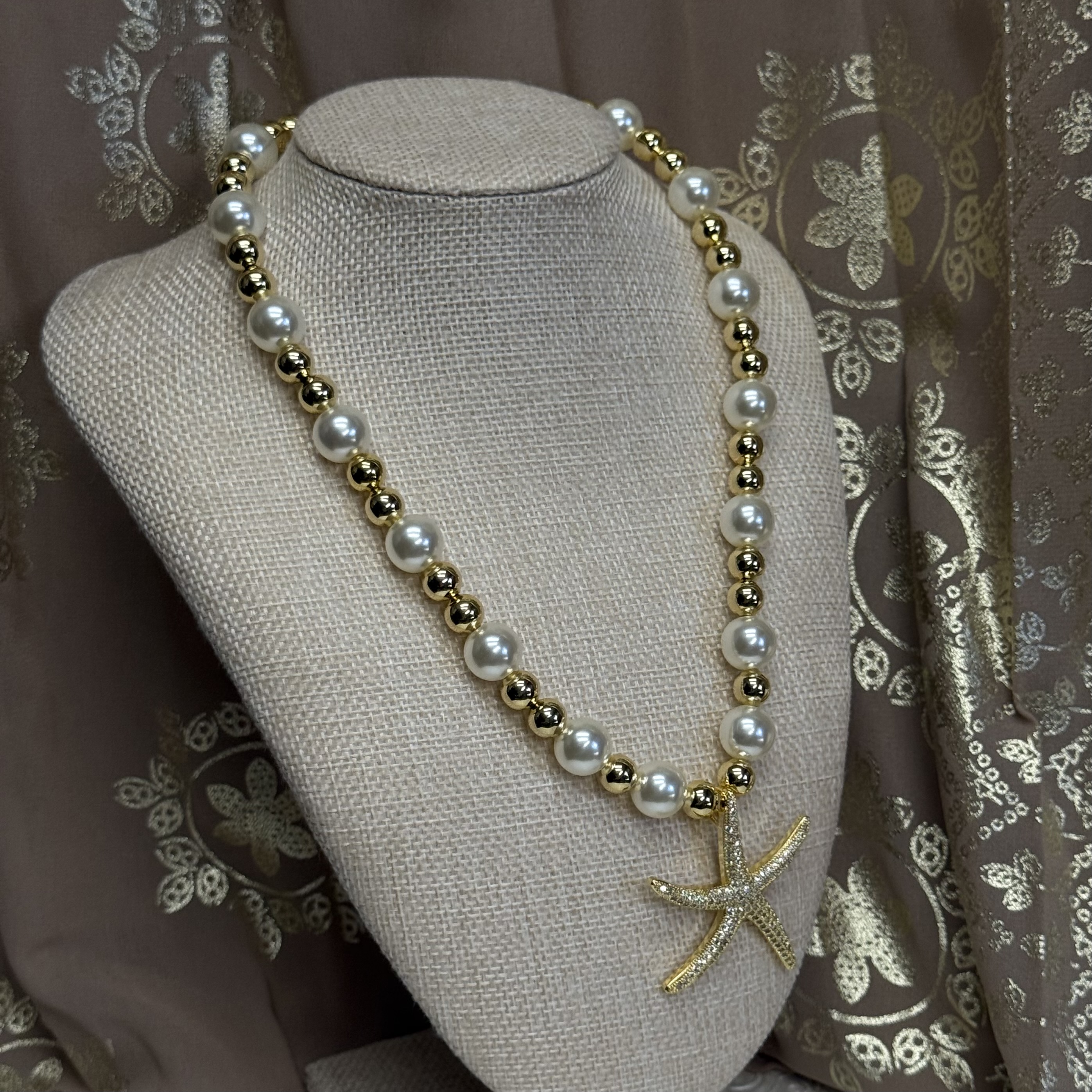 Olivia necklace