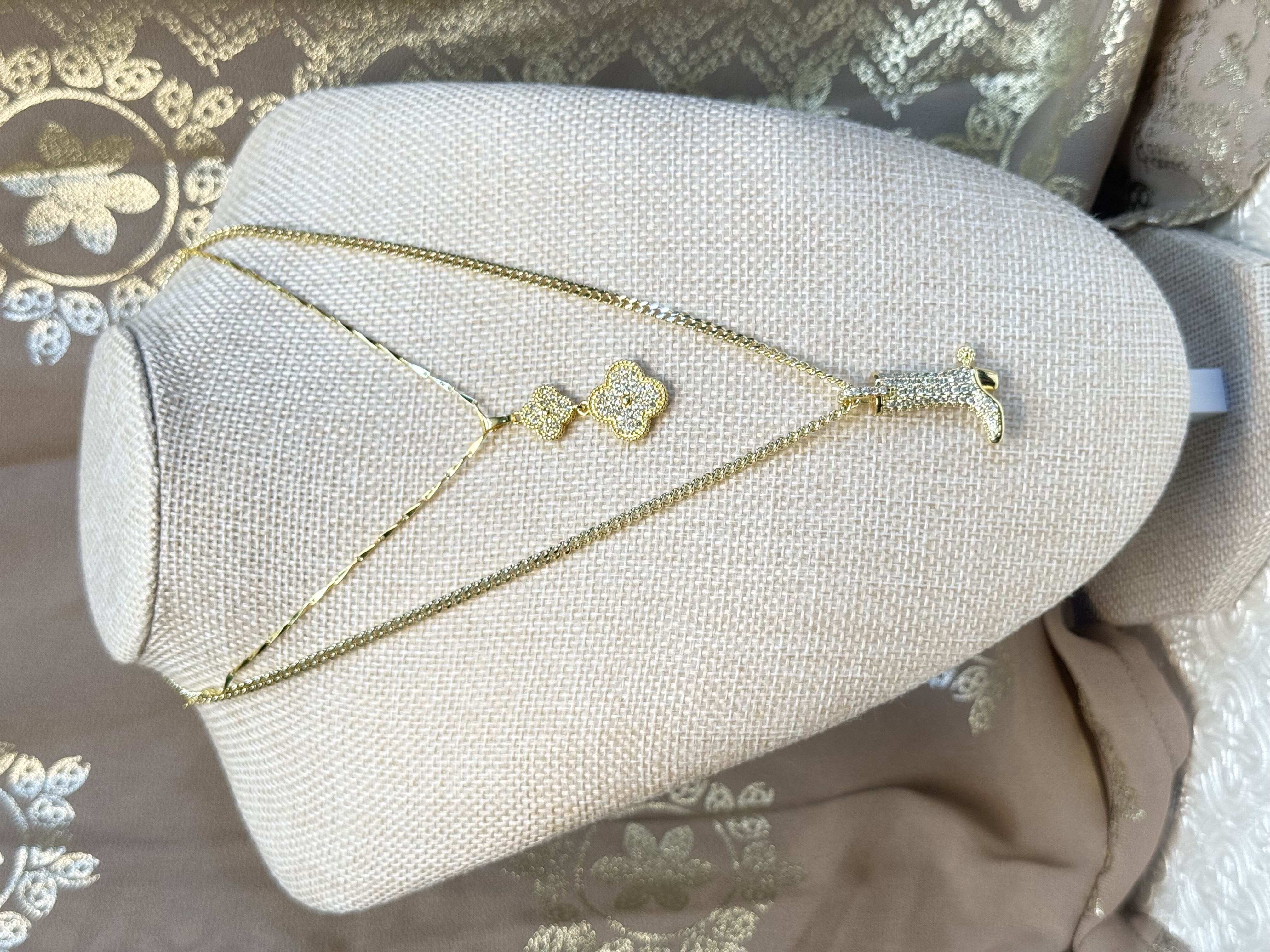 Maribel necklace, Valentina