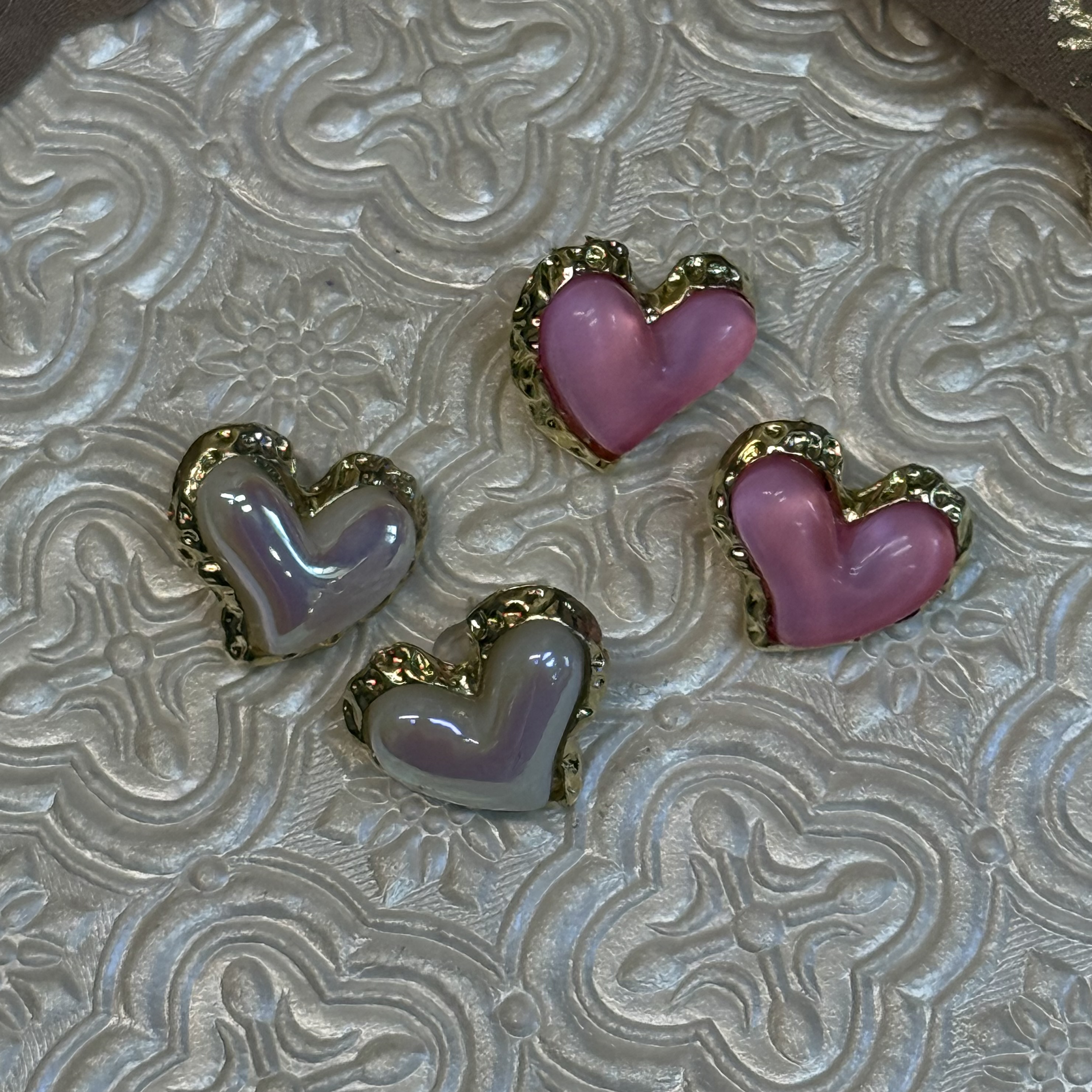 Amor earrings