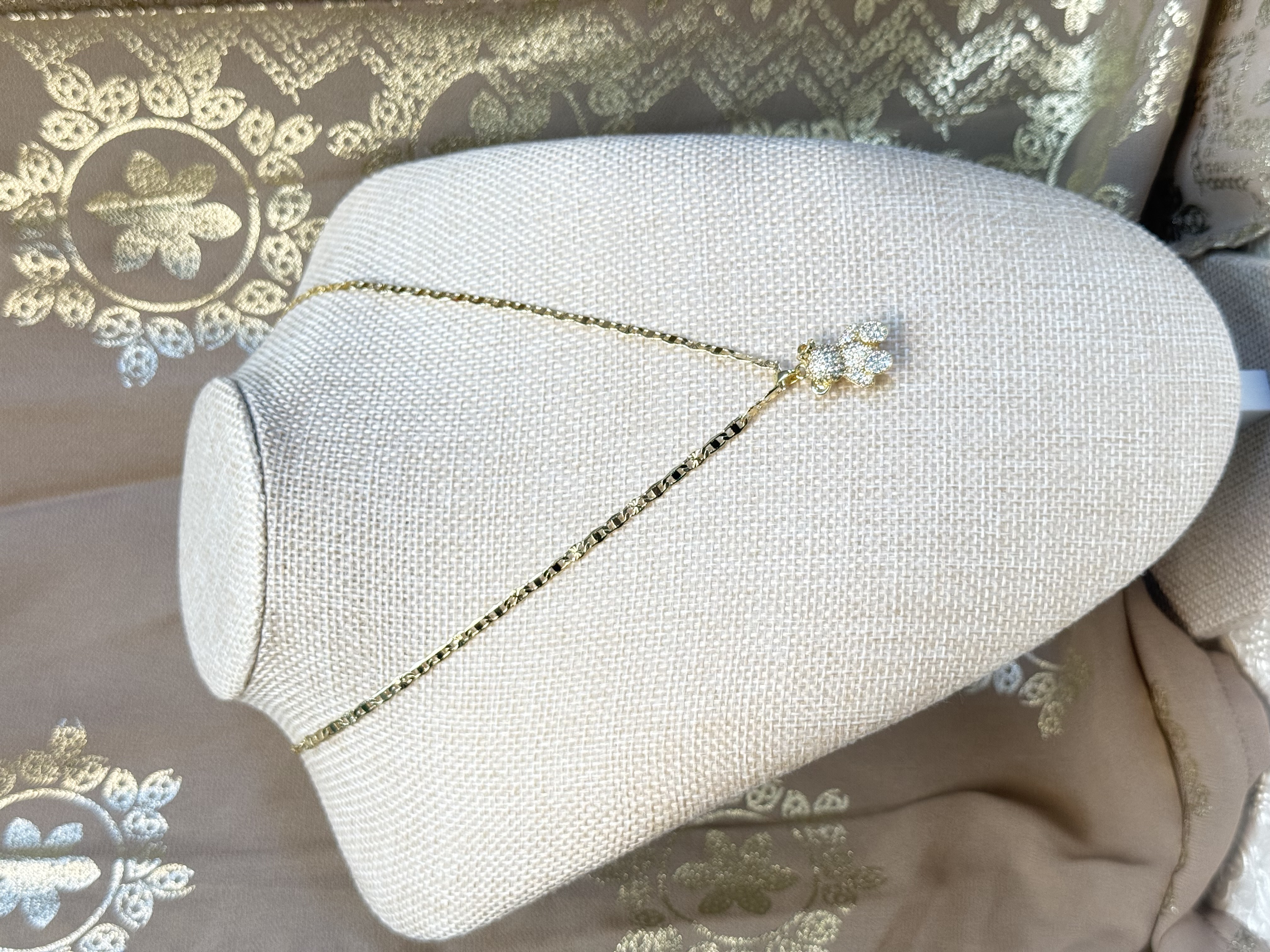 La Teddy necklace