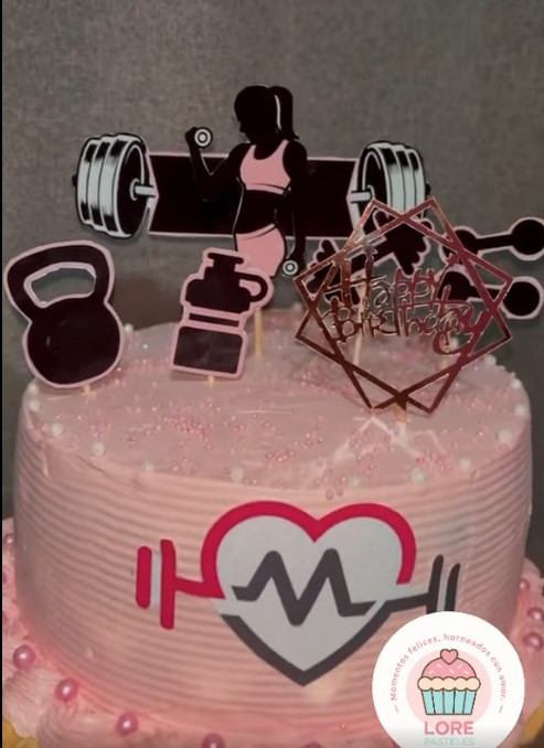 Pastel decorado para amantes del fitness