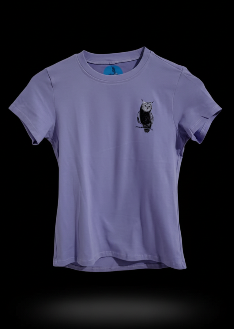 Camiseta violeta con búho