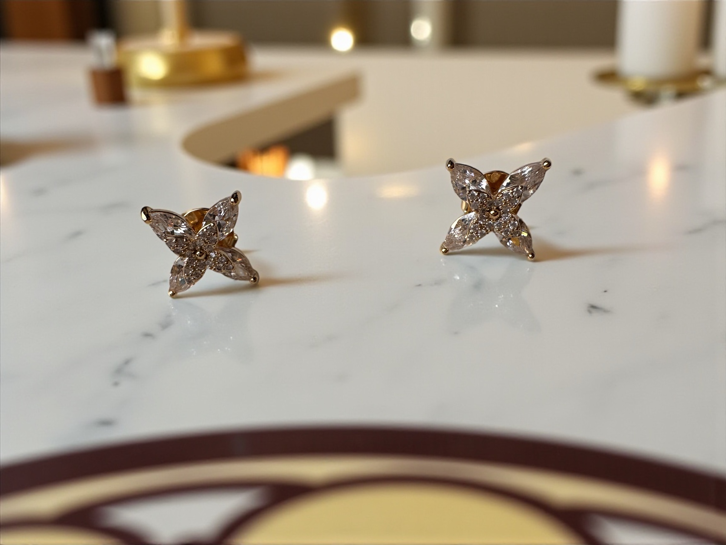 Brincos Flor de Diamante