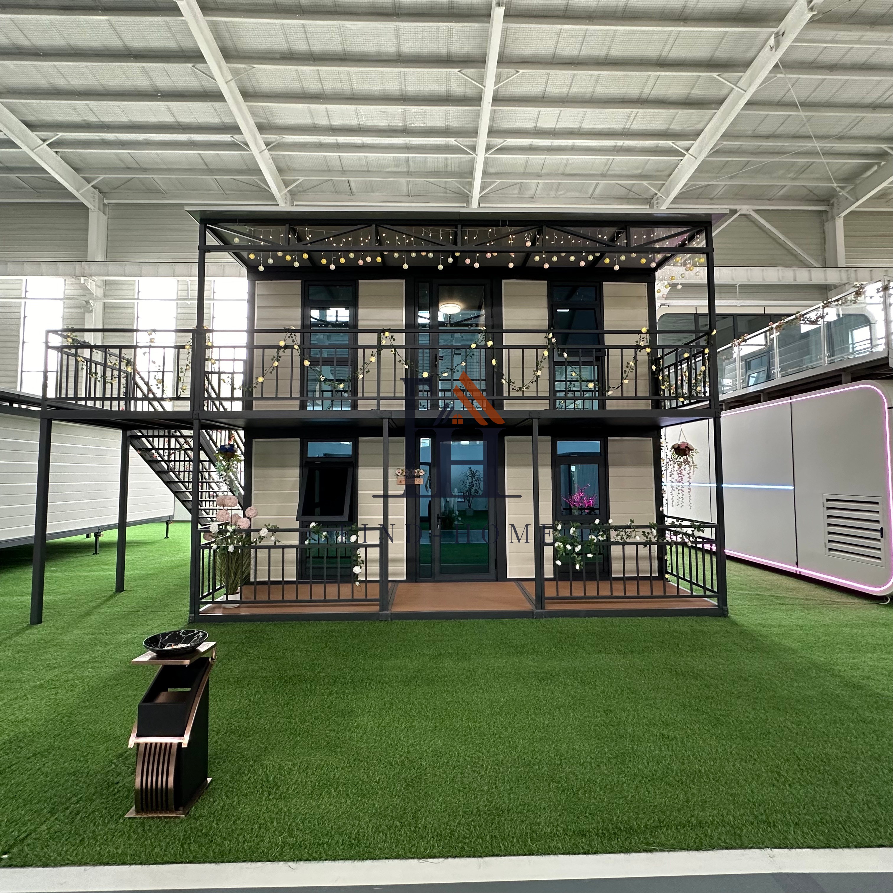 20FT High-Quality Two-Story Container House Extension: Four Bedrooms, Two Living Rooms, Two Bathrooms, One Kitchen