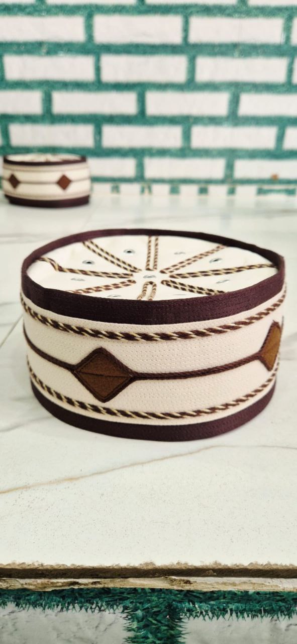 DIAMOND TOPI 