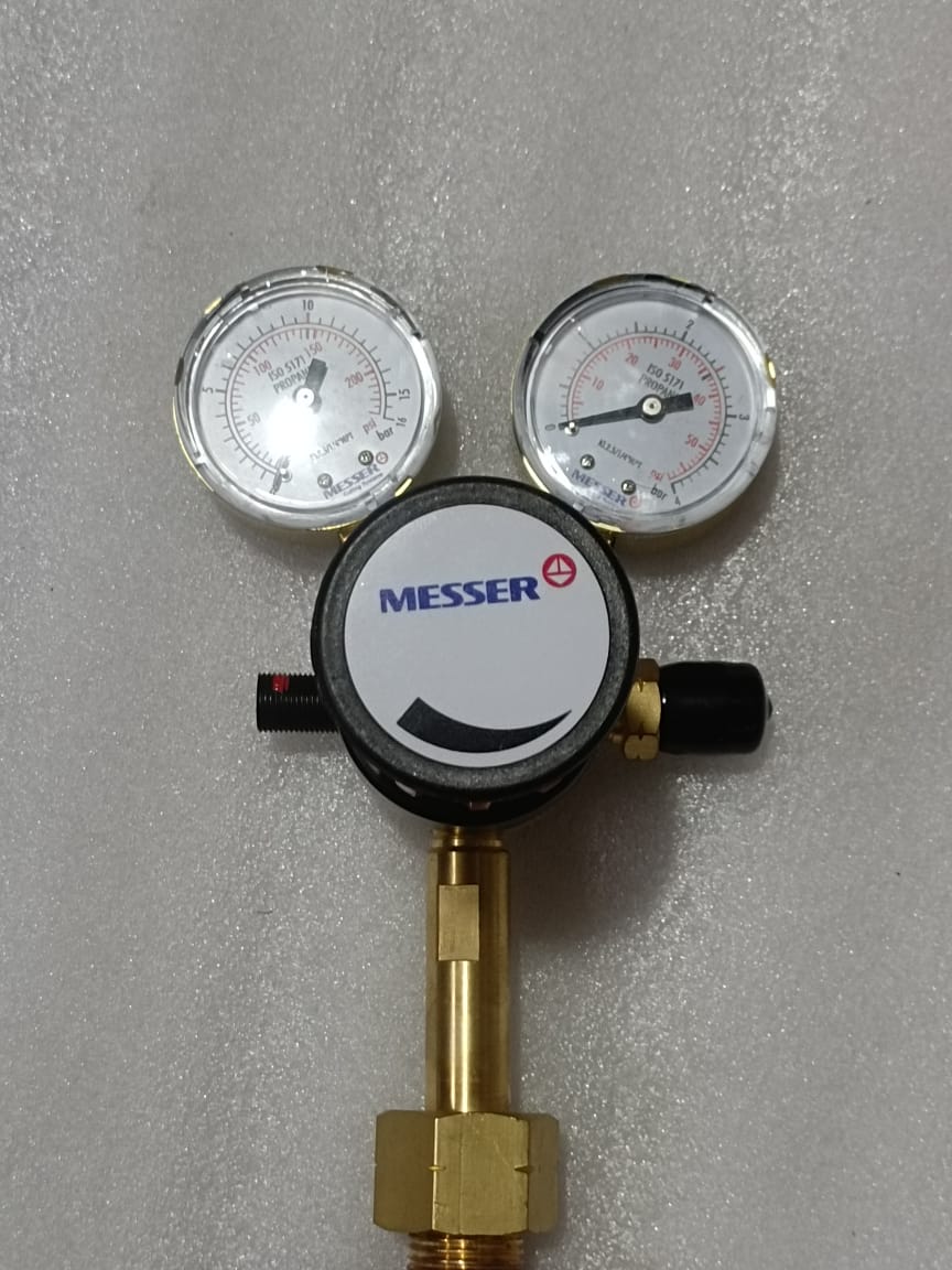 PROPANE / LPG REGULATOR [1 NOS IN PKT]