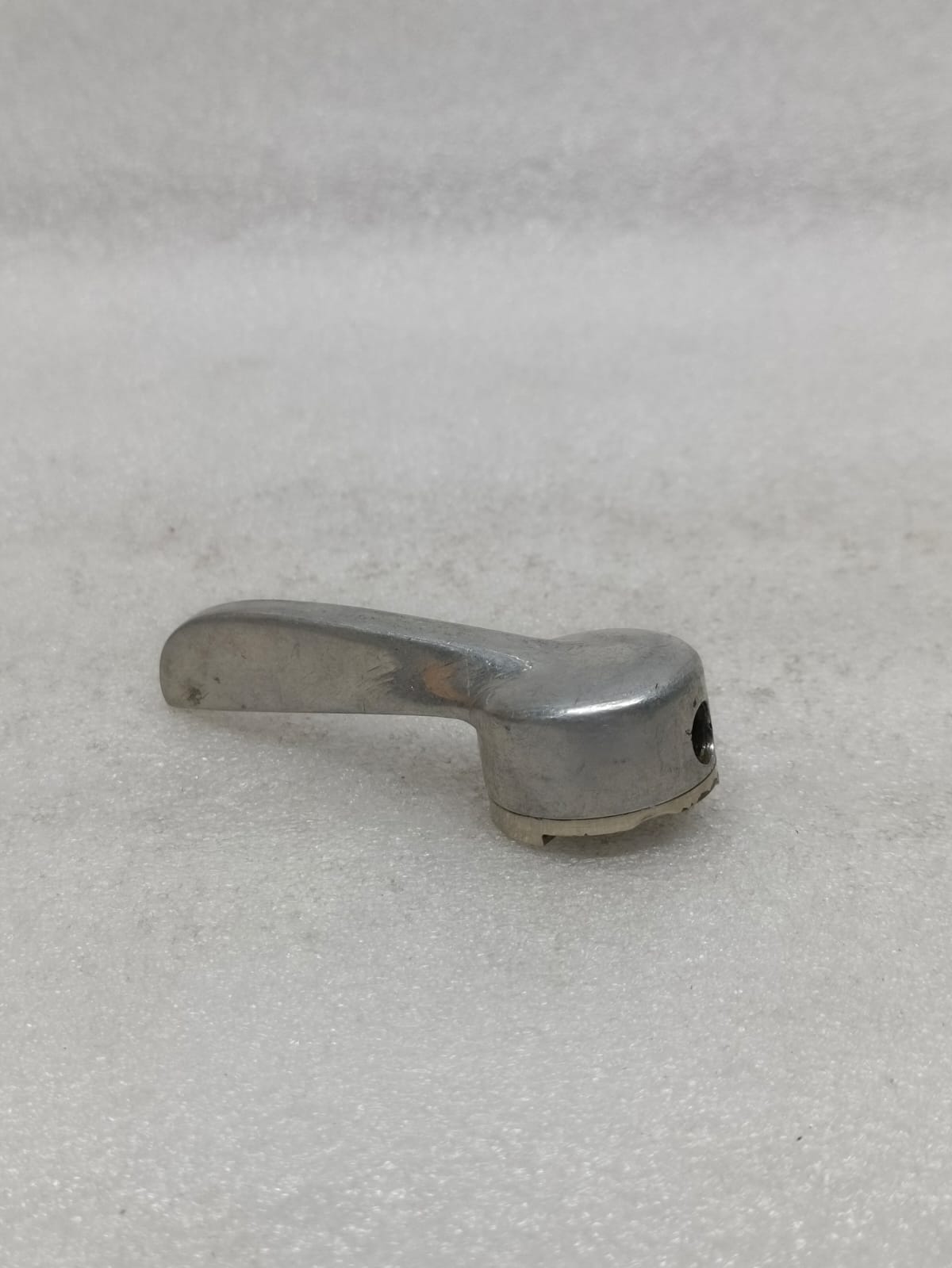 VALVE HANDLE ASSY  6P-II-189 [2 NOS IN PKT]