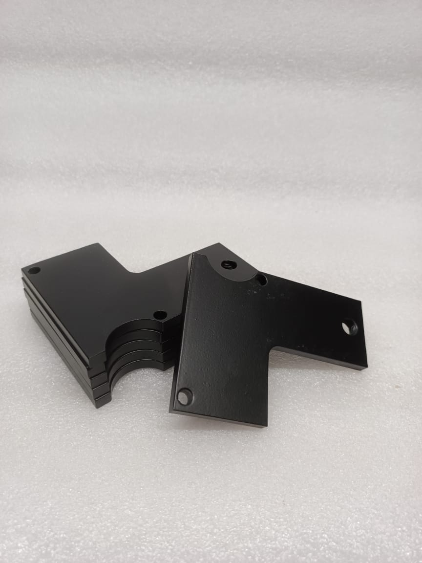 MOUNTING PLATE FOR ARC SPRAY AIR DRIVE [2 NOS IN PKT]