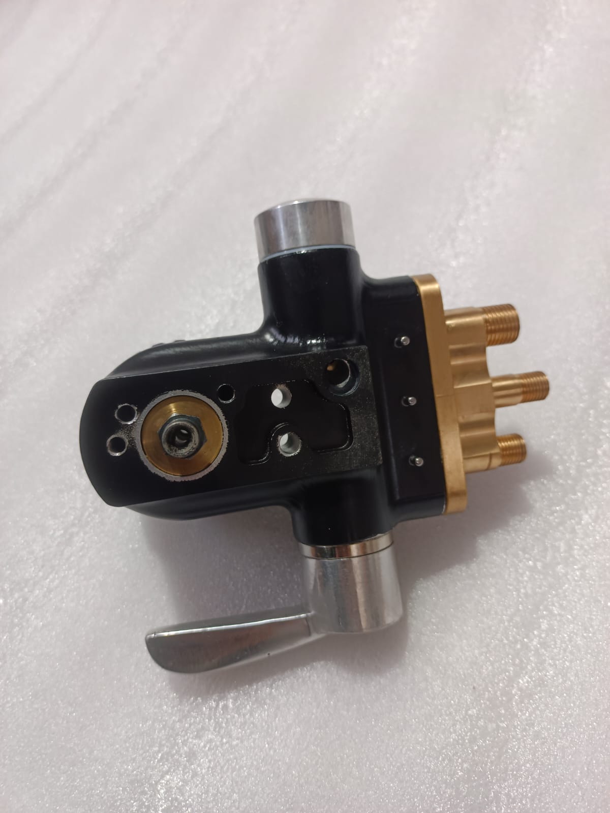 GAS HEAD COMPLATE ASSY 12M/14M-5 [1 NOS IN PKT]