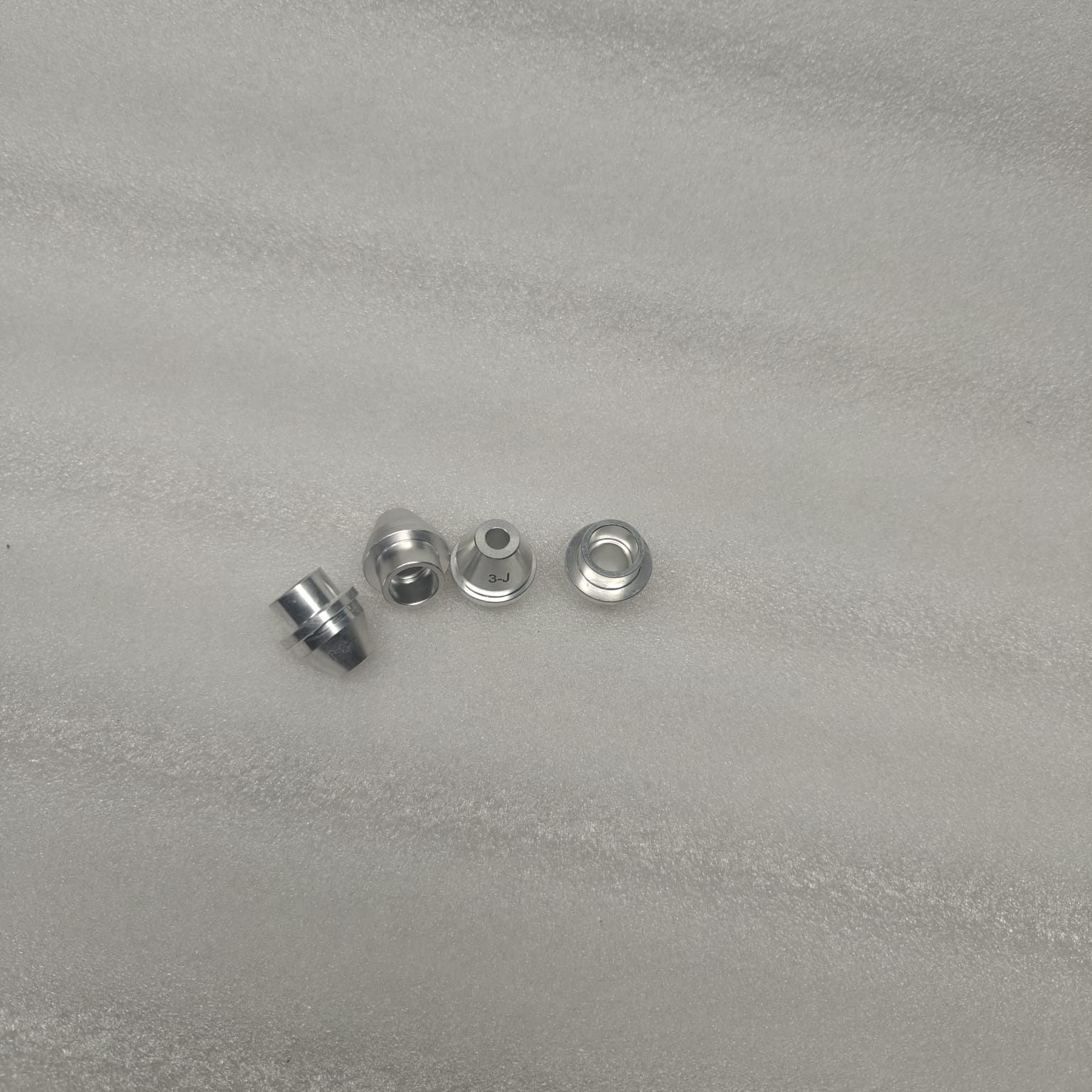 J AIR CAP 12M-3-J [10 NOS IN PKT]