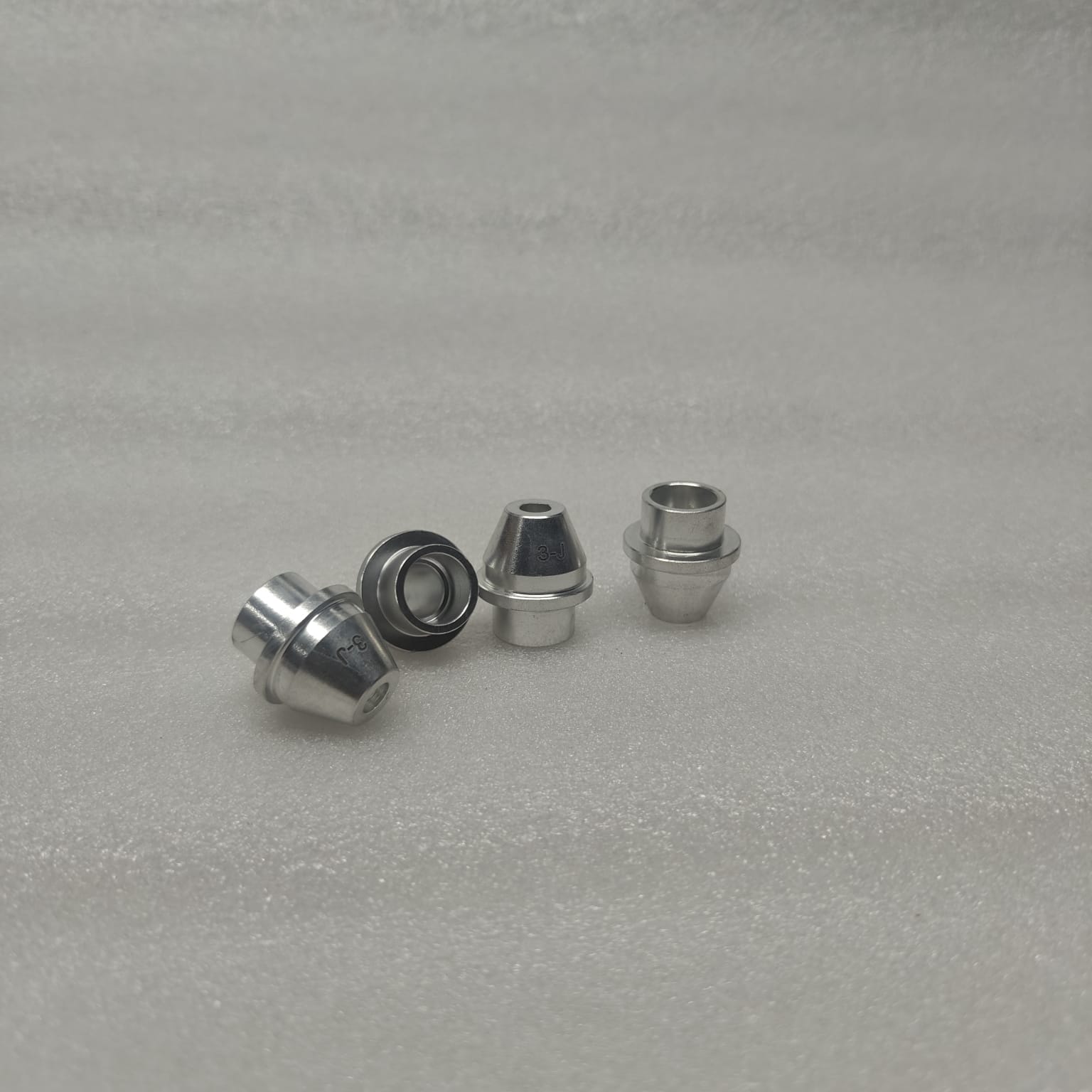 J AIR CAP 12M-3-J [10 NOS IN PKT]