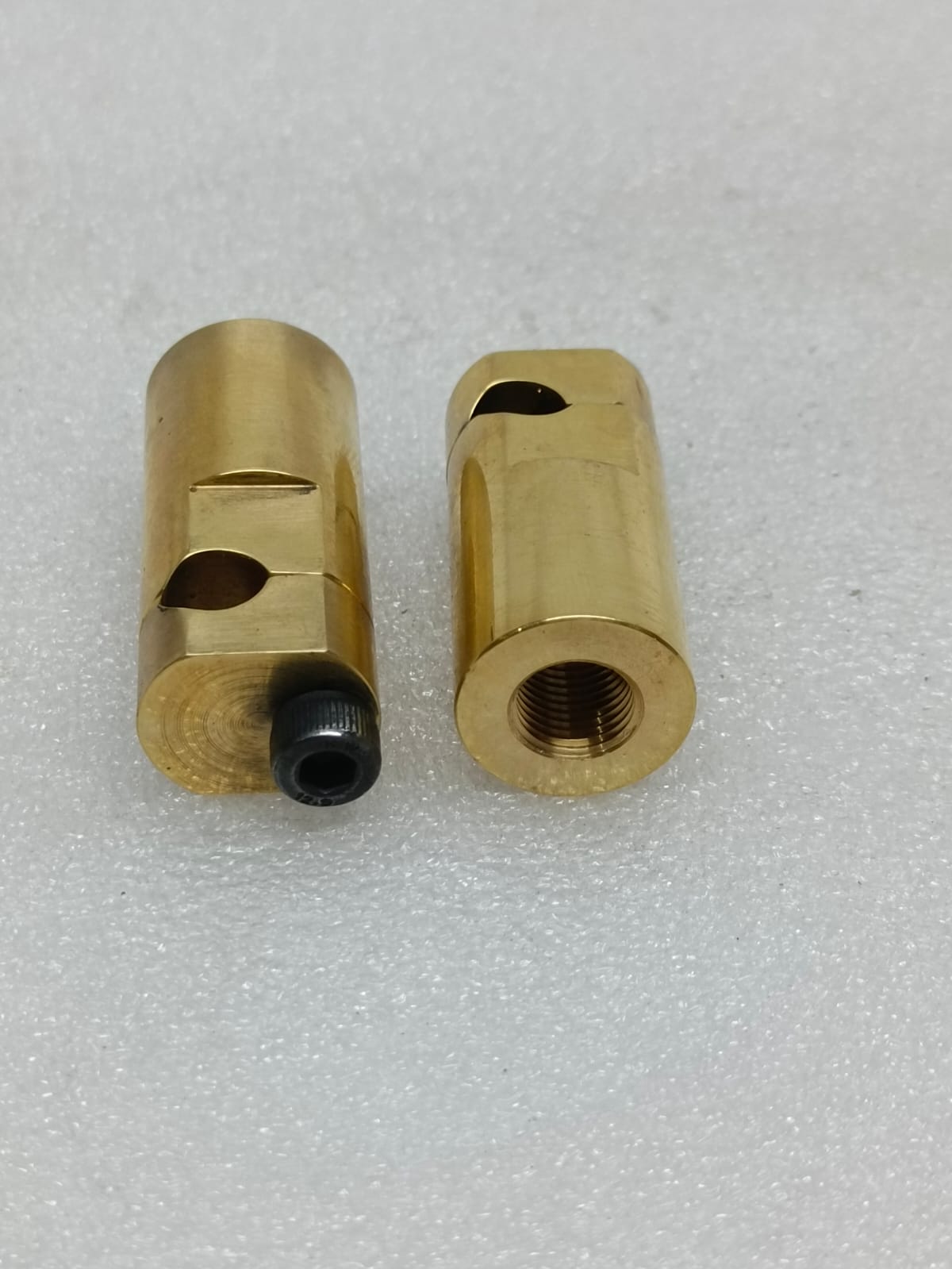 TERMINAL ASSY BRASS BU-8830-247-B [4 NOS IN ONE PKT]
