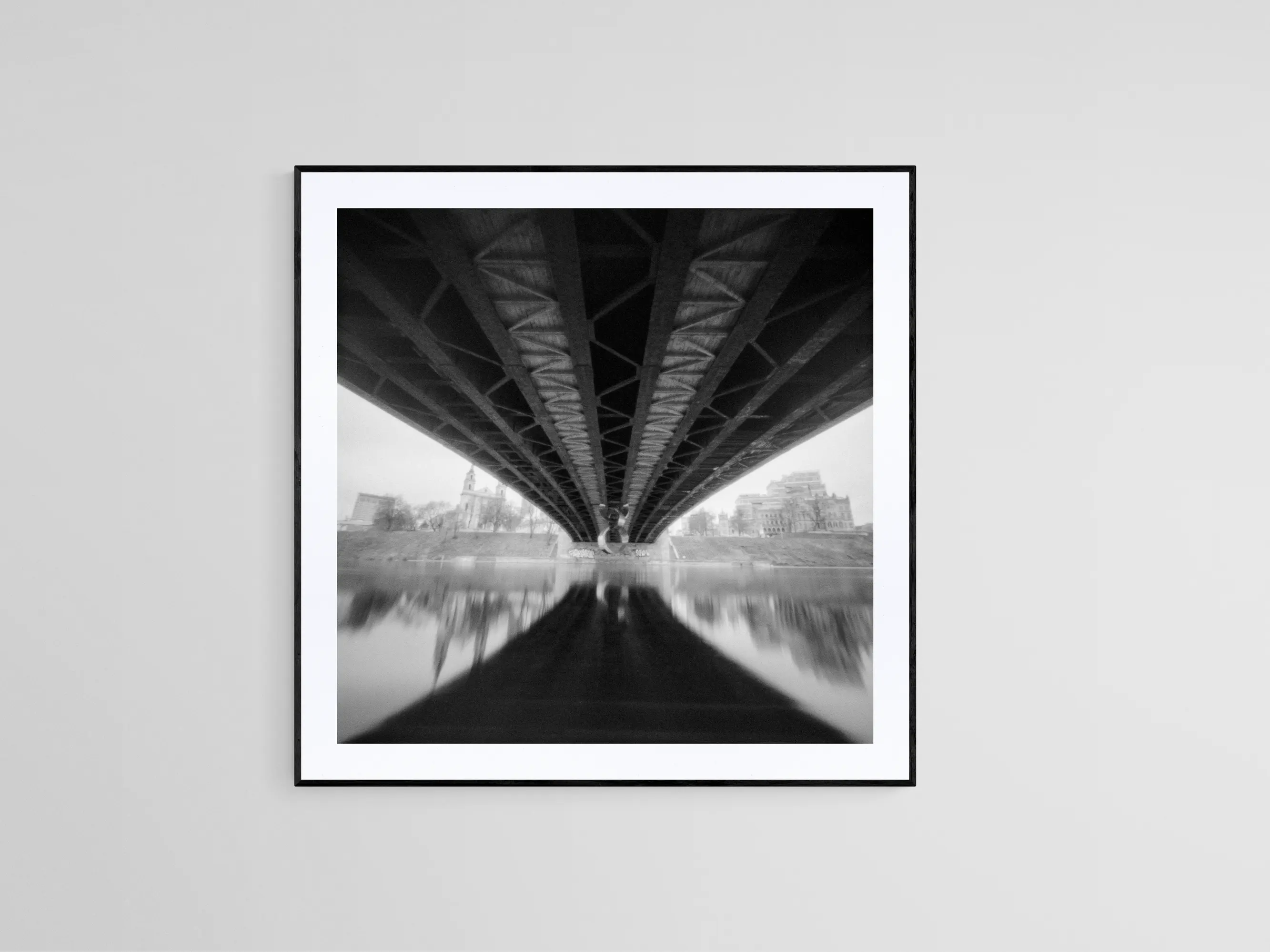 Pinhole V