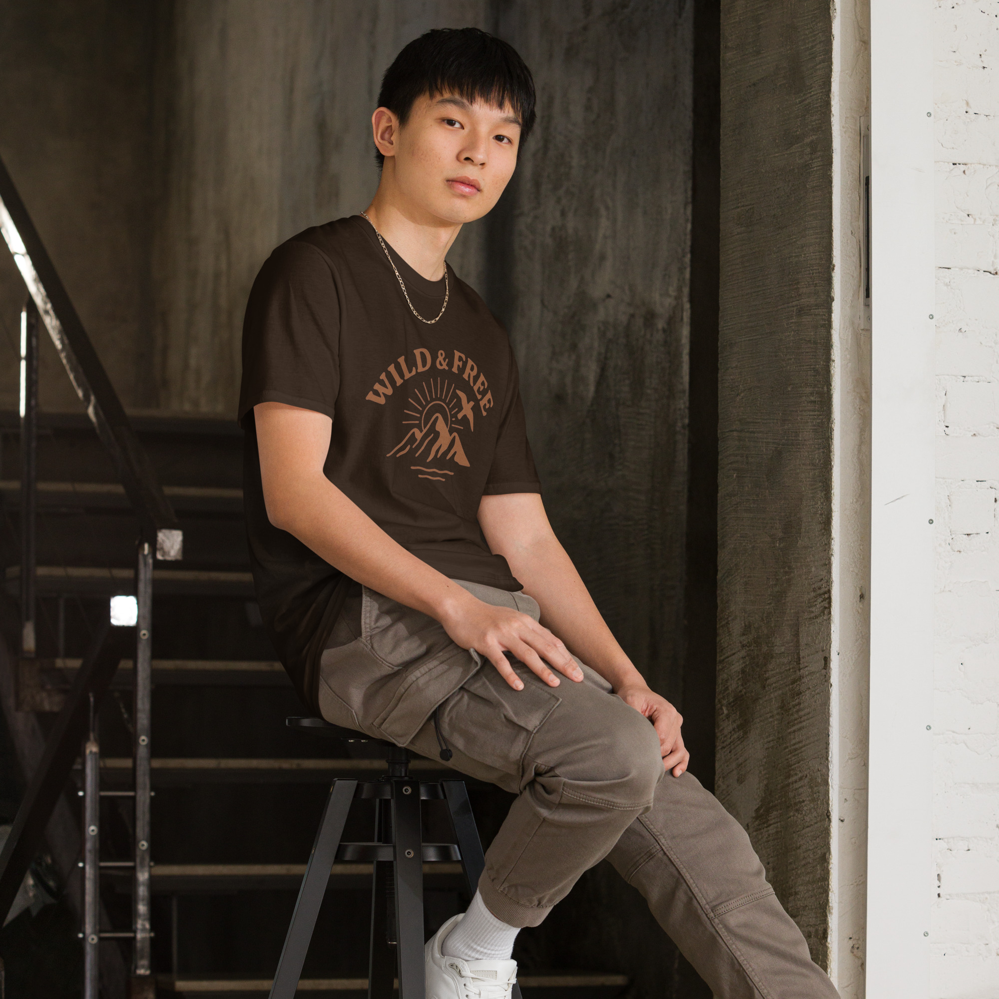 Wild & Free – Boho Adventure Graphic Tee