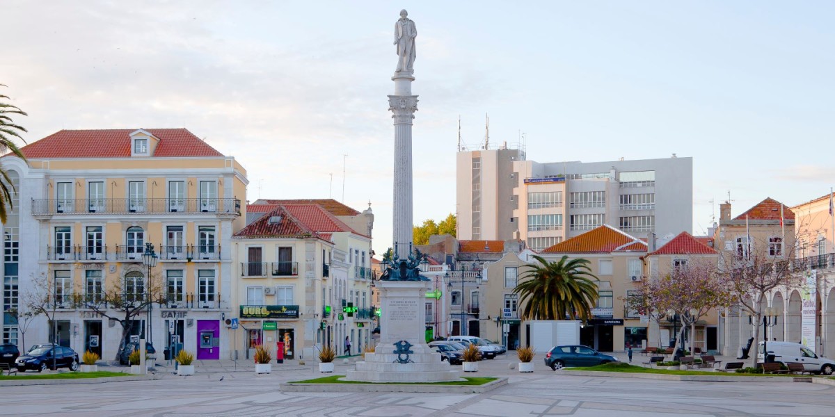 Projeto Casa do Largo – Reabilitação total de edifício urbano