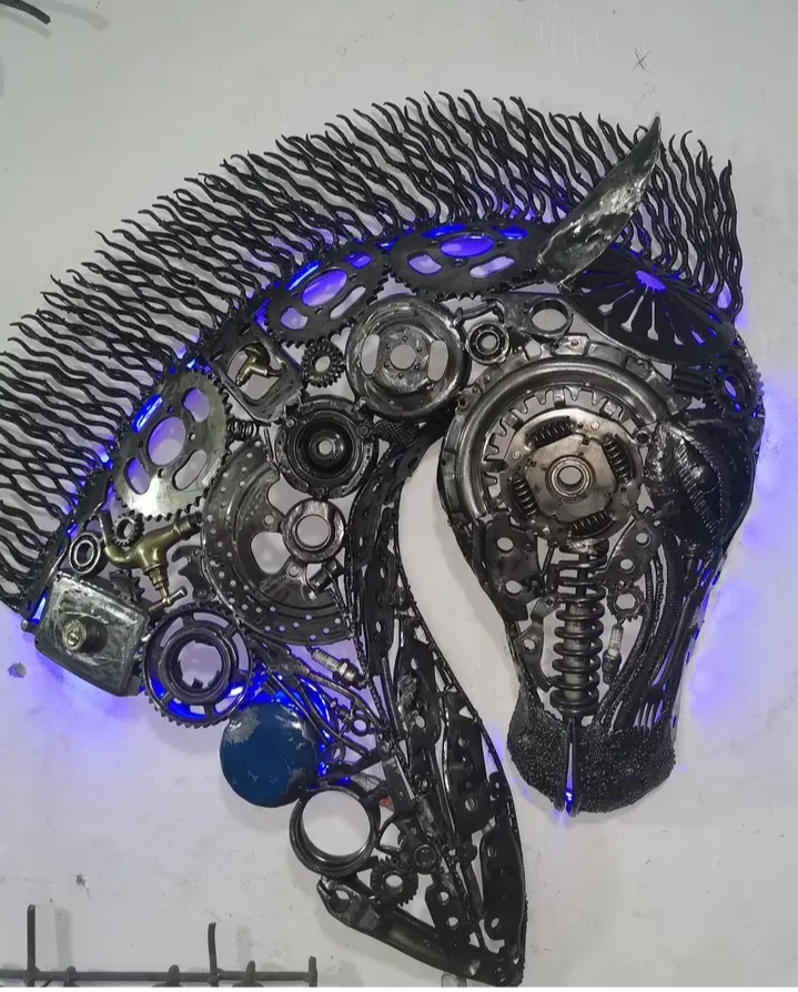 Sculptures Métalliques Uniques