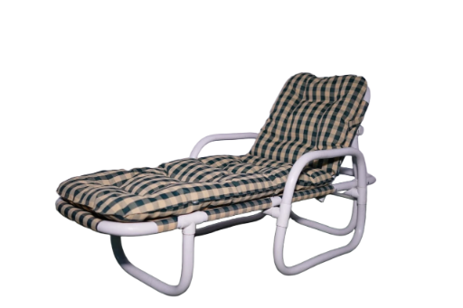 The Siesta Outdoor Lounge