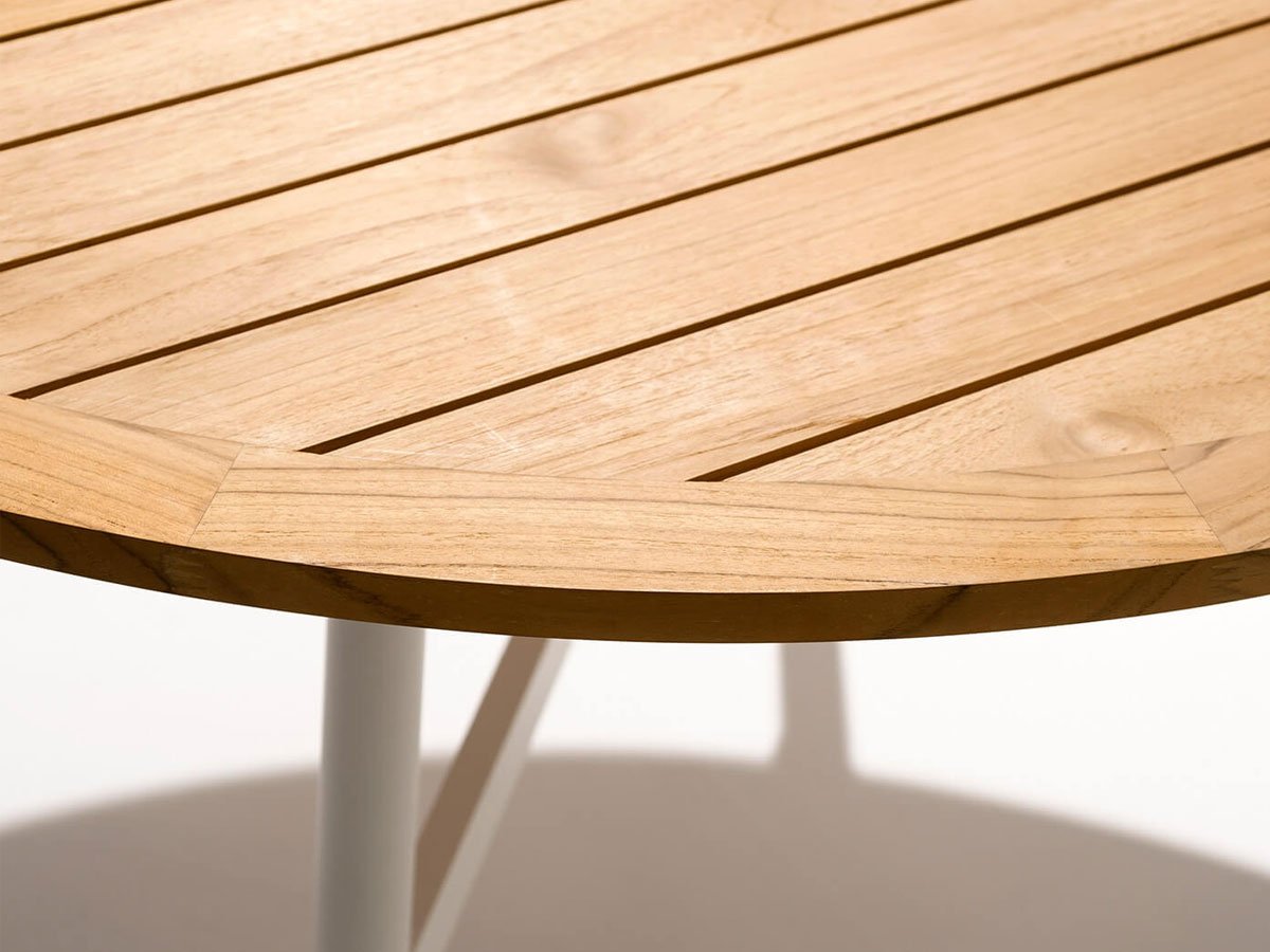 Round Wooden The  Nexus Dining Table