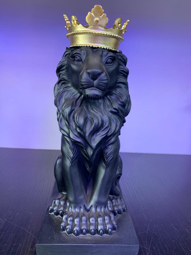 Royal Black Lion Statue
