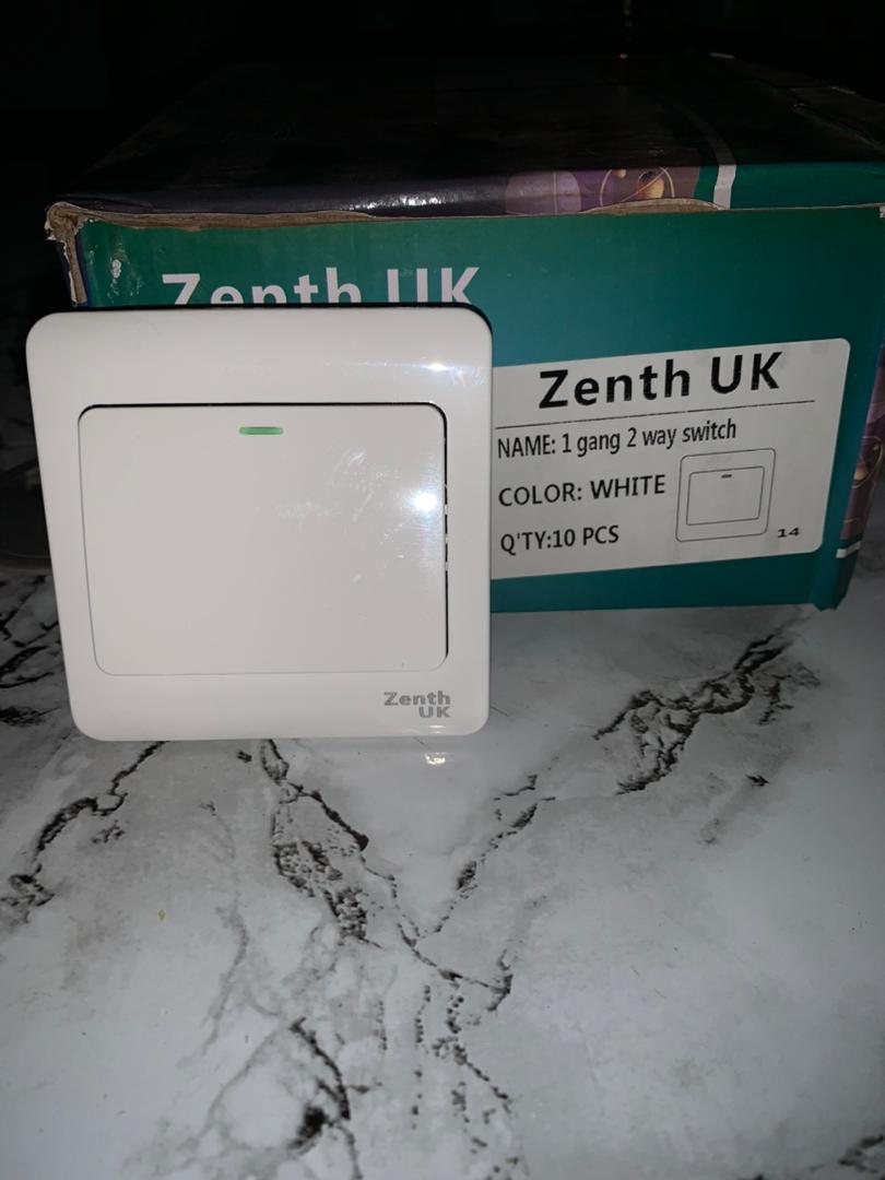 Zenth UK 1 Gang 2 Way Switch
