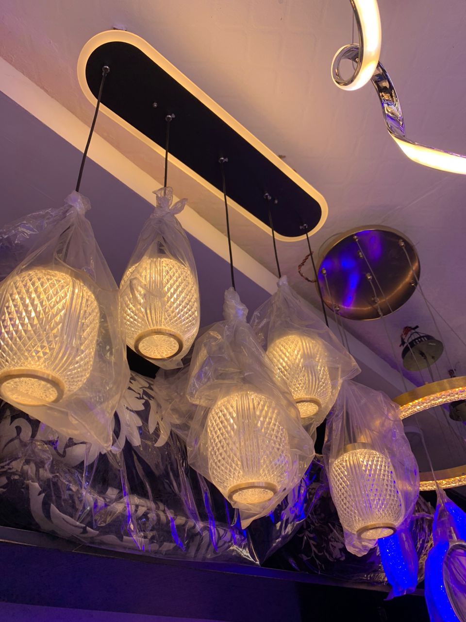 Modern Crystal Pendant Chandelier