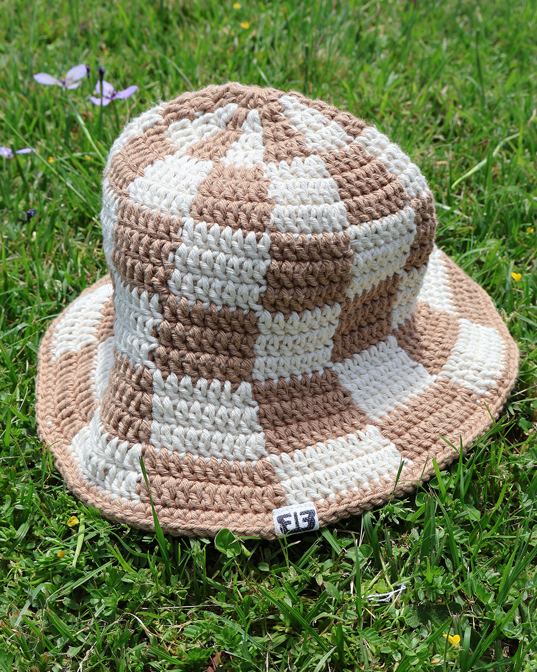 Bucket Hat Grid