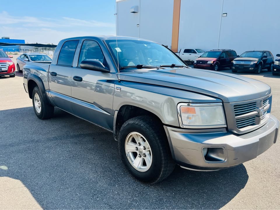 Dodge Dakota, CREW CAB TRUCK, 2009