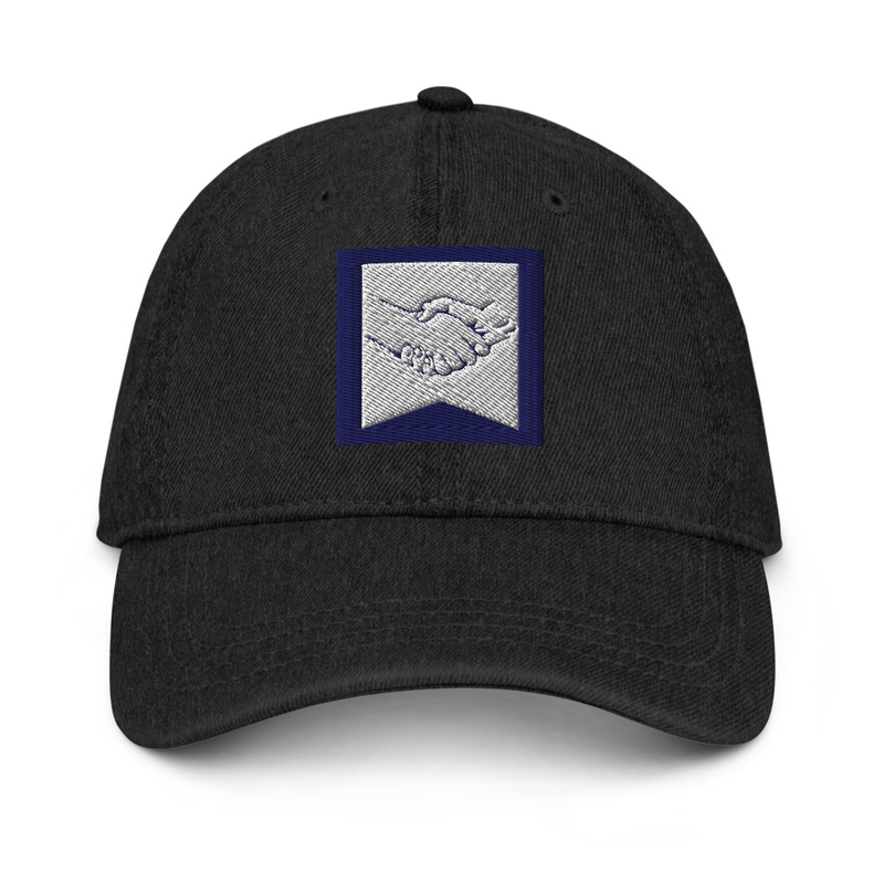 Casquette noire avec broderie