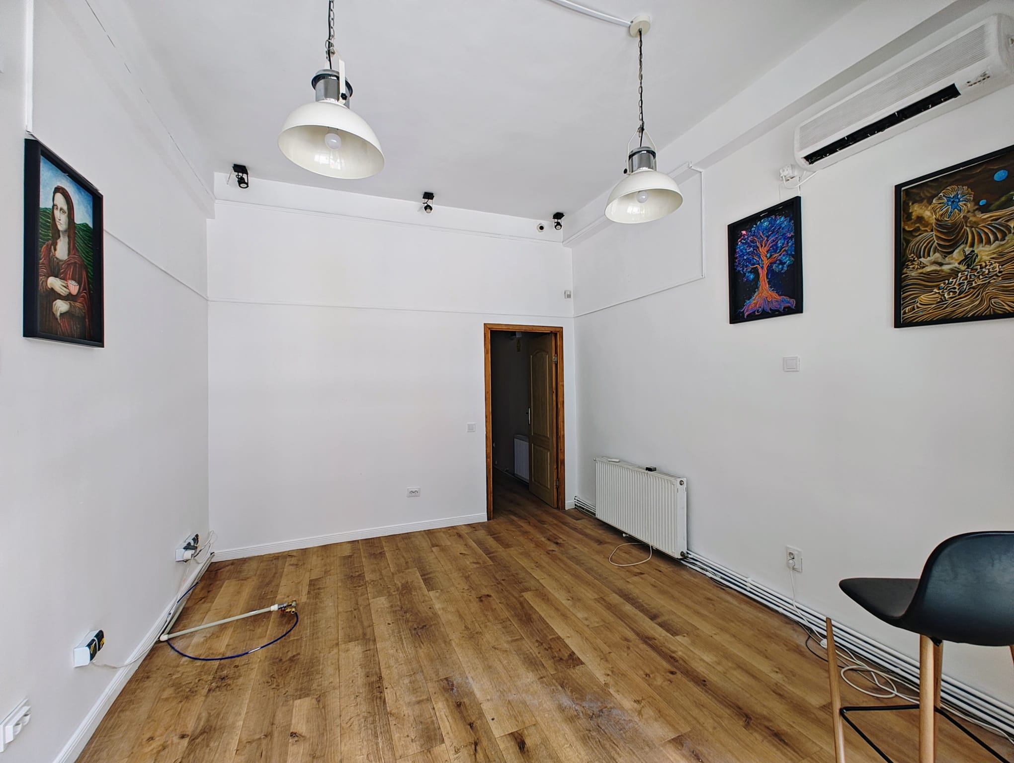 Spațiu comercial, 30 m.