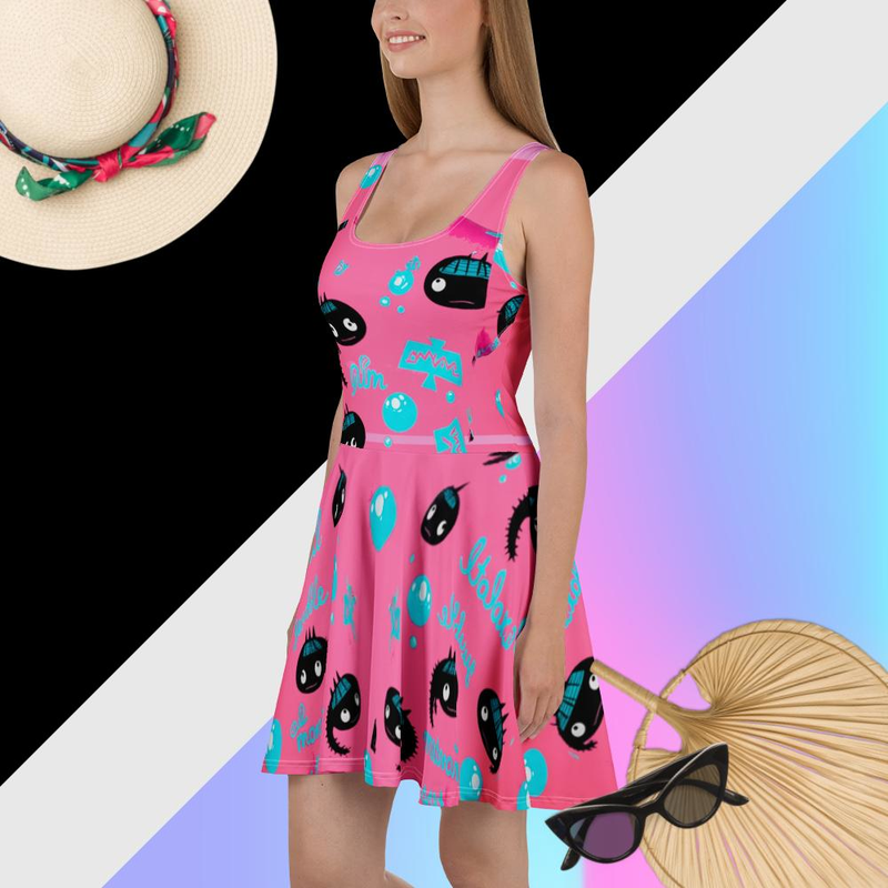 Vestido Monsters wearing AXOLOTL GUMS 2