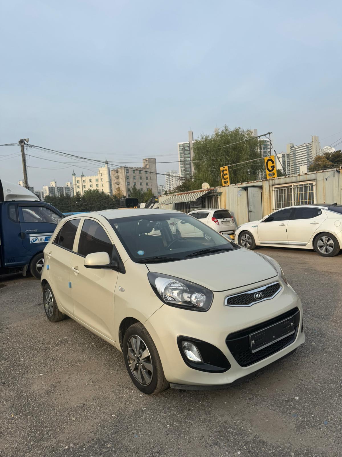 Kia Morning 2014 – Smart Compact Car with Navigation & Back Camera