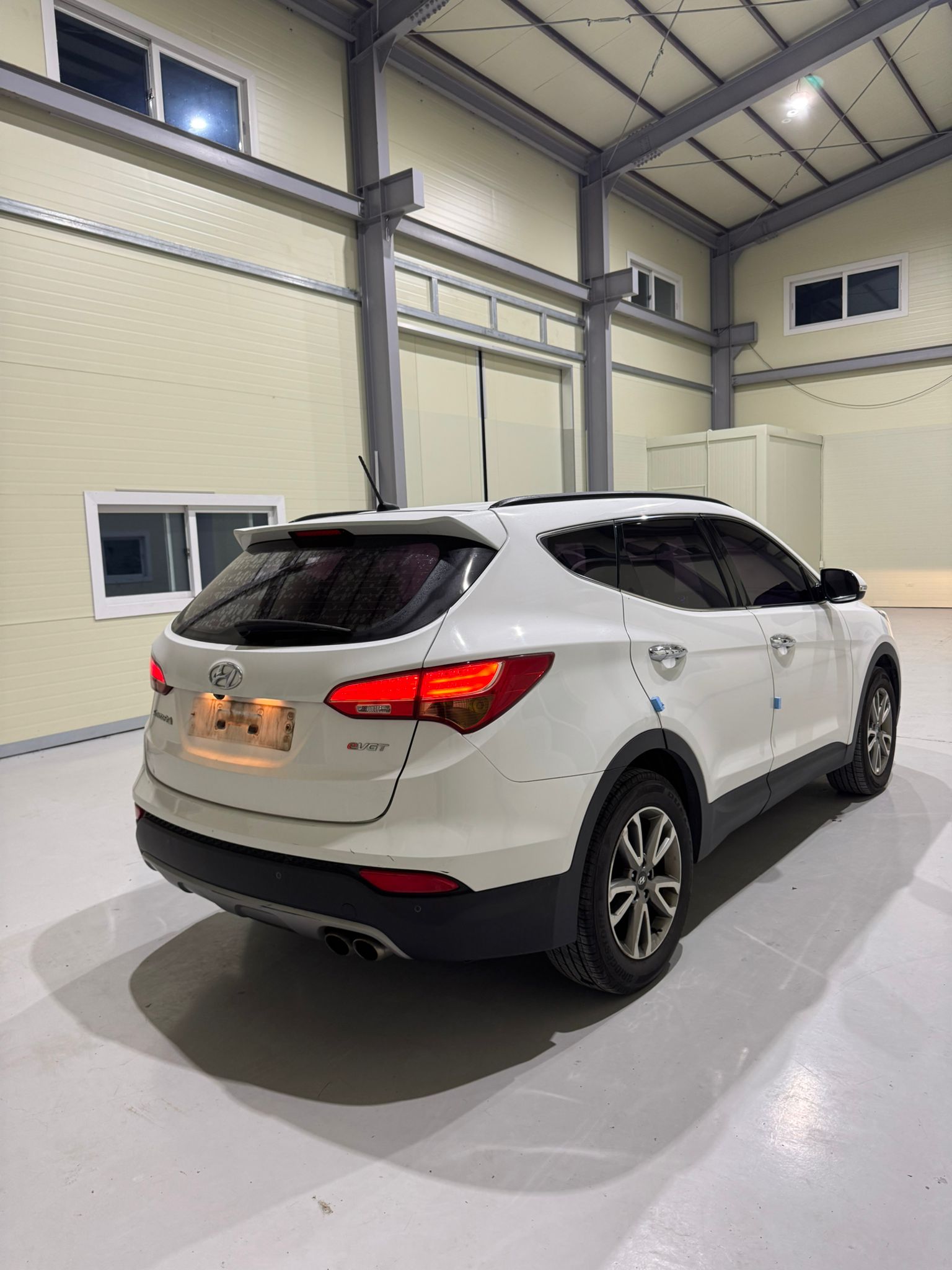 Santafe DM 5-Seater | 2015 | Diesel | Smart Key | Navigation | Back Camera