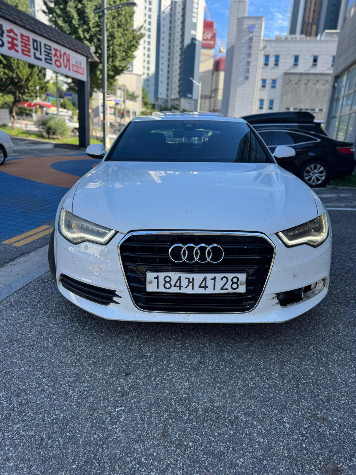 2015 Audi A6 – Full Option Limited | 2.0 Gasoline | White | Auto Parking & Trunk