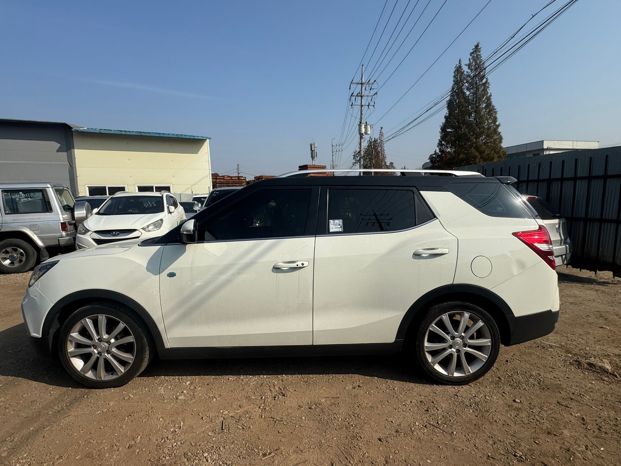 2016 SsangYong Tivoli | Diesel | Sunroof | Smart Key | Navigation
