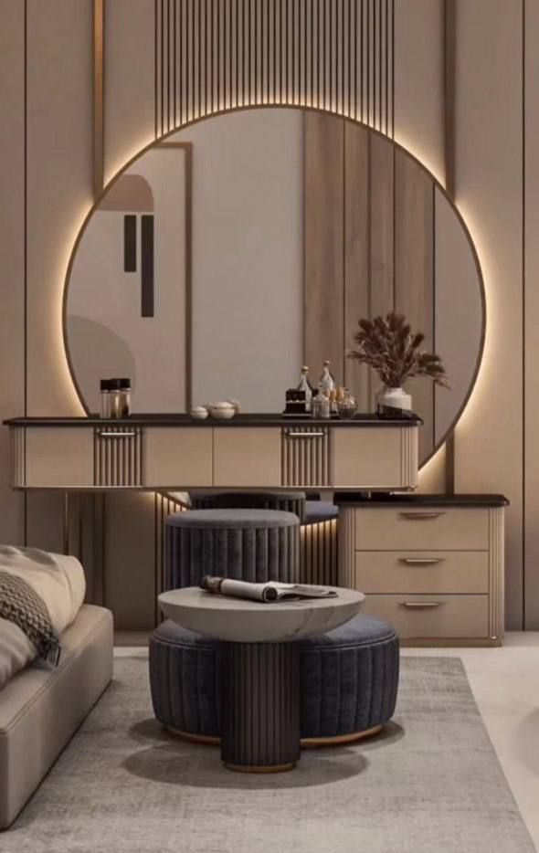 Monica Balochi Vanity Table Set