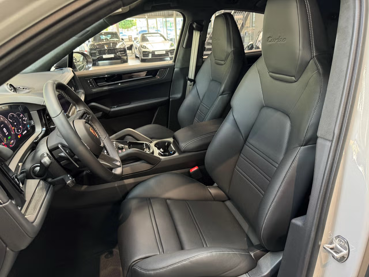 Porsche Cayenne Turbo E-Hybrid Coupé Pack GT