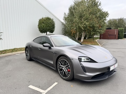 Porsche Taycan 4S