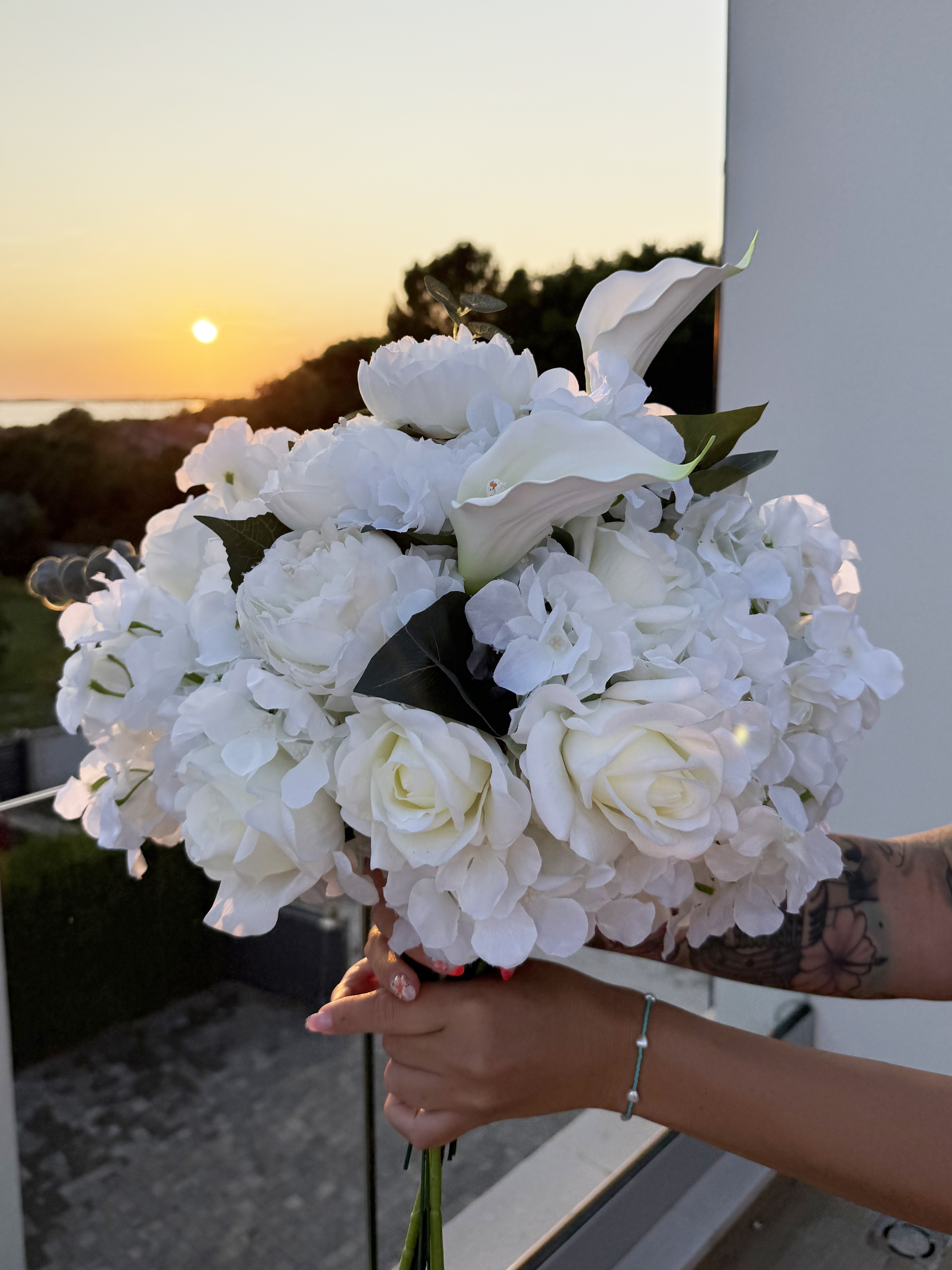 Elegáns művirágcsokrok