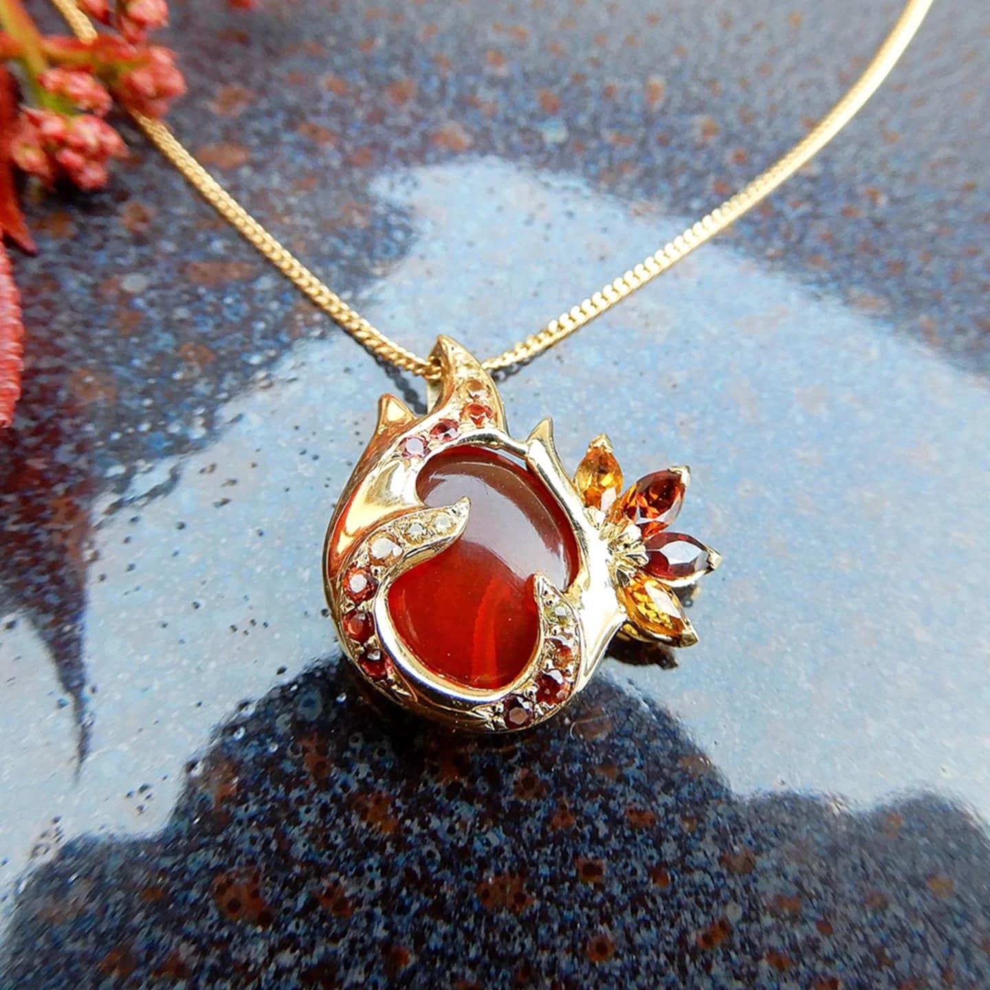 Pendentif Lys de Feu