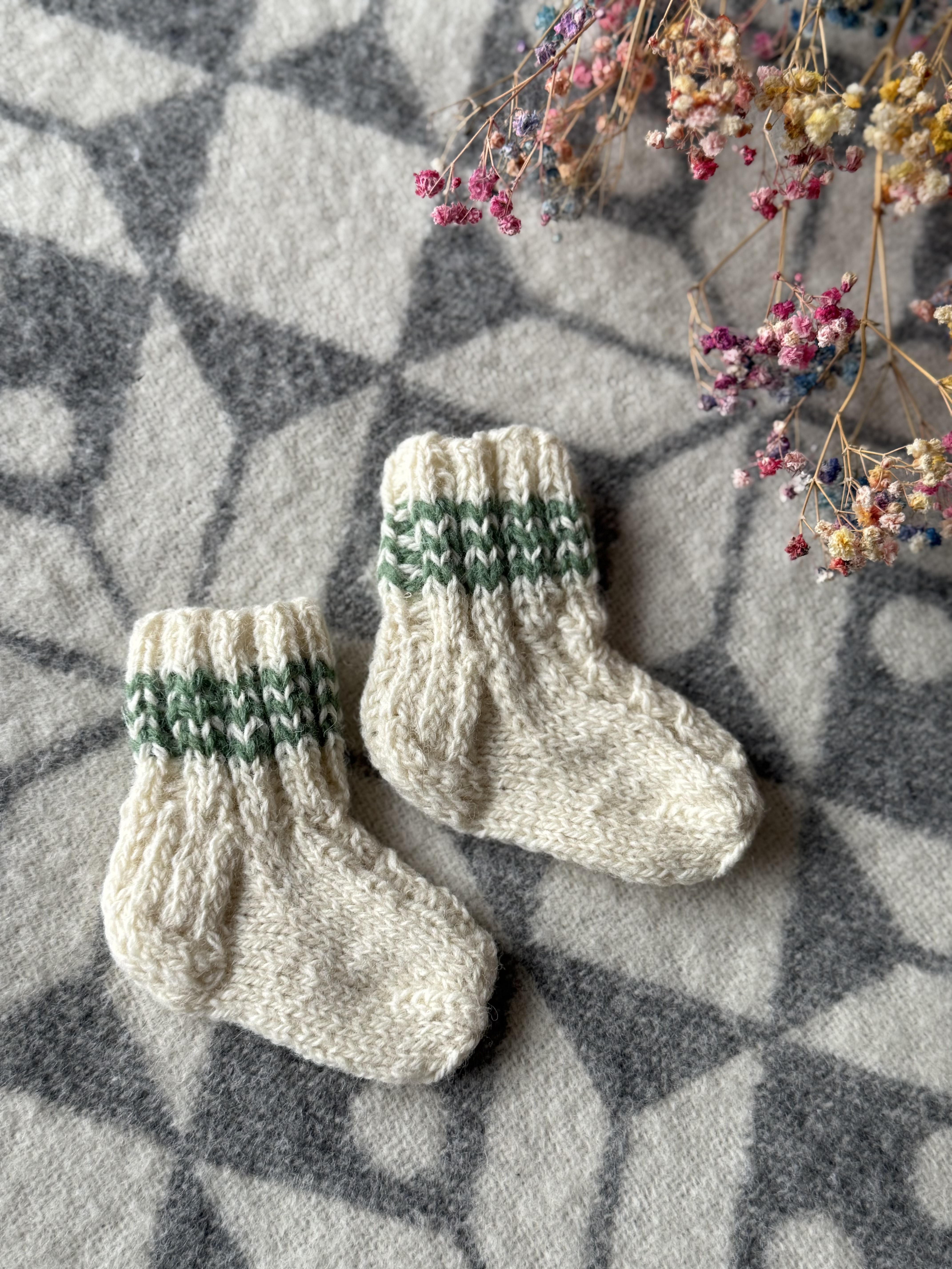 Vilnoninės • 9cm • kojinaitės