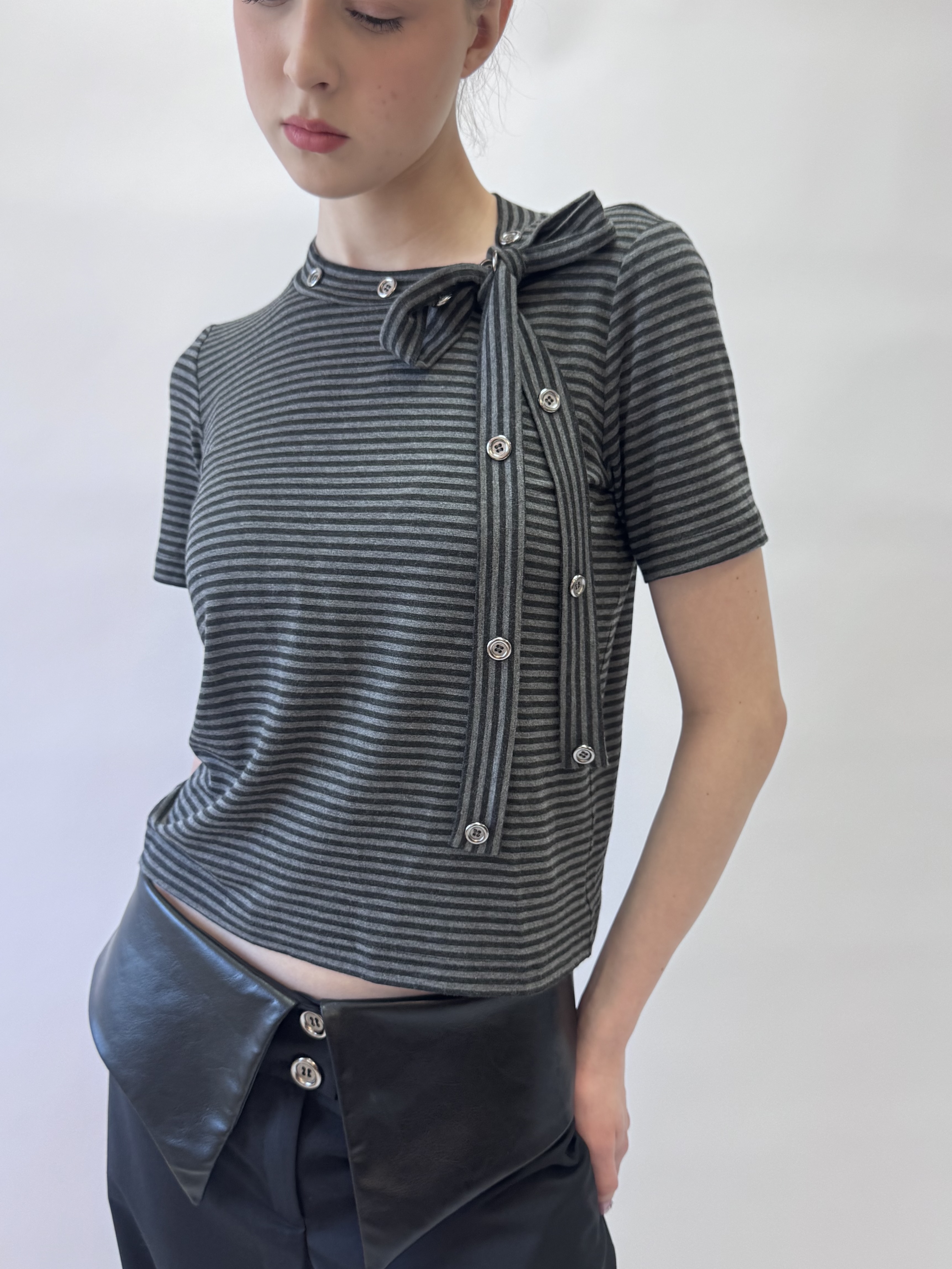 SCARF TOP STRIPED