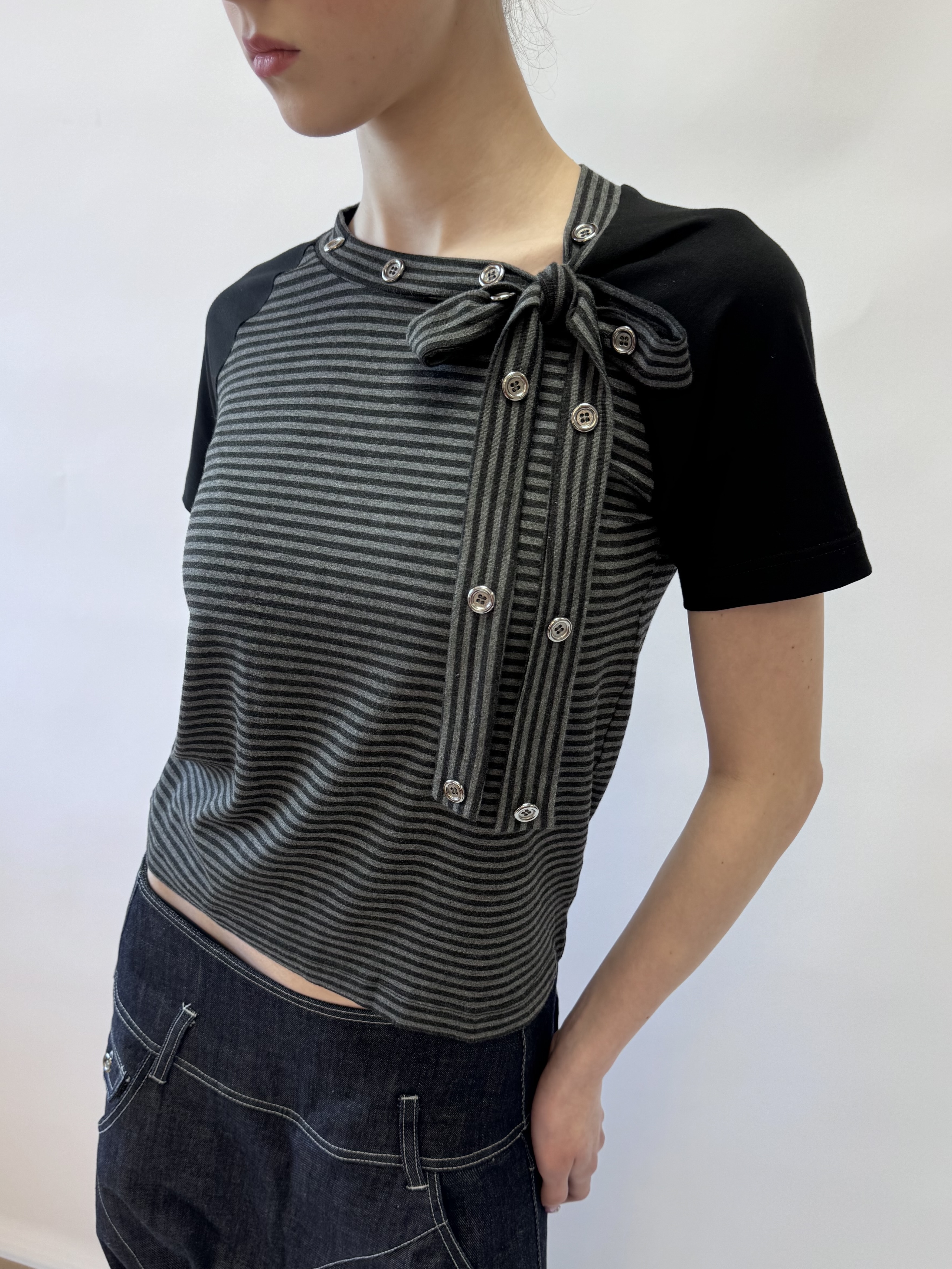 SCARF TOP STRIPED/BLACK