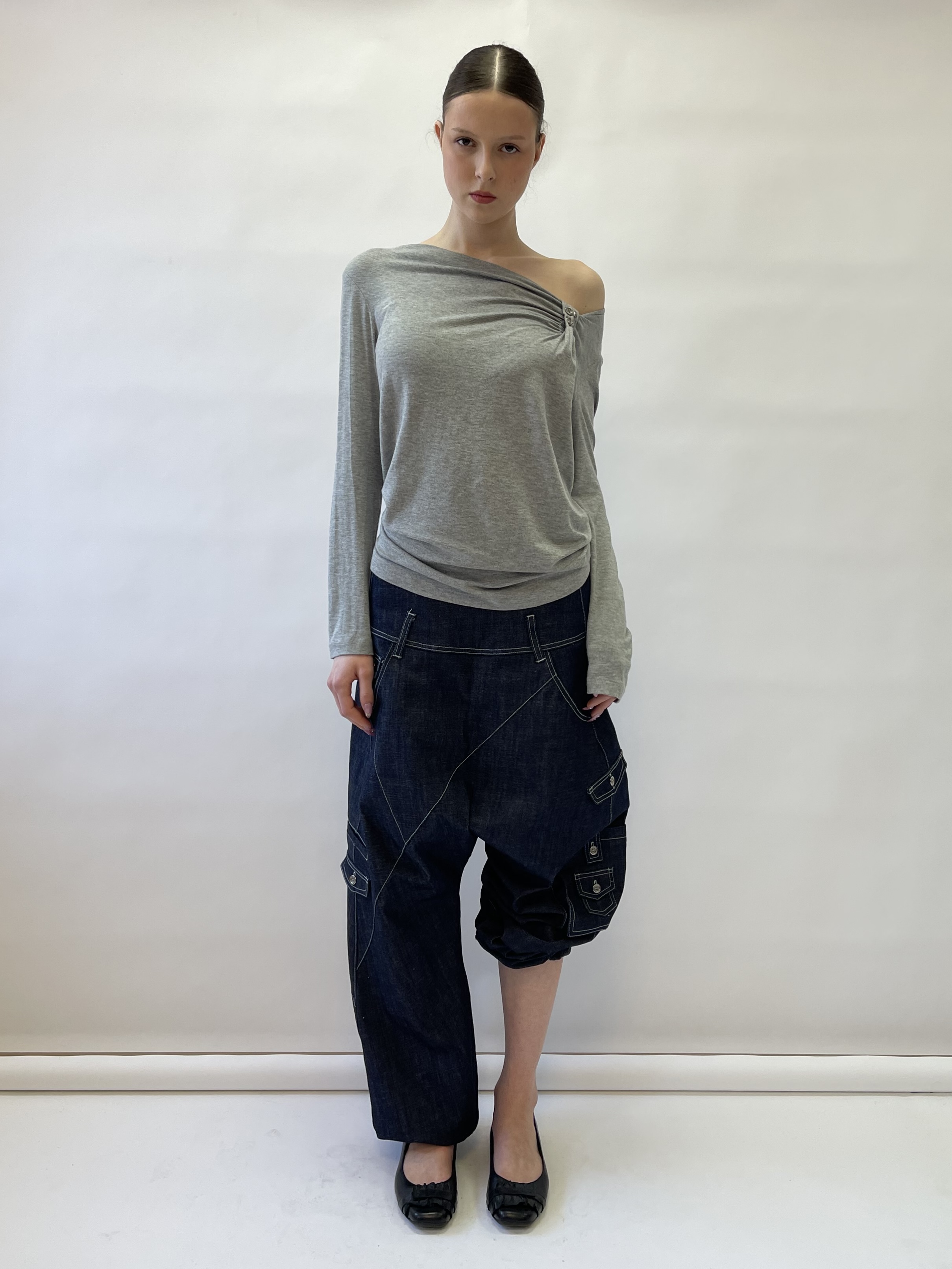 CROTCH JEANS