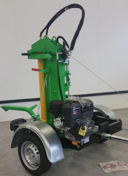 Malkų skaldyklė hidraulinė „Victory LS-42T registruojama viešąjame eisme“ su varikliu ir elektriniu starteriu