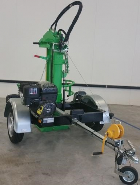 Malkų skaldyklė hidraulinė „Victory LS-42T registruojama viešąjame eisme“ su varikliu ir elektriniu starteriu