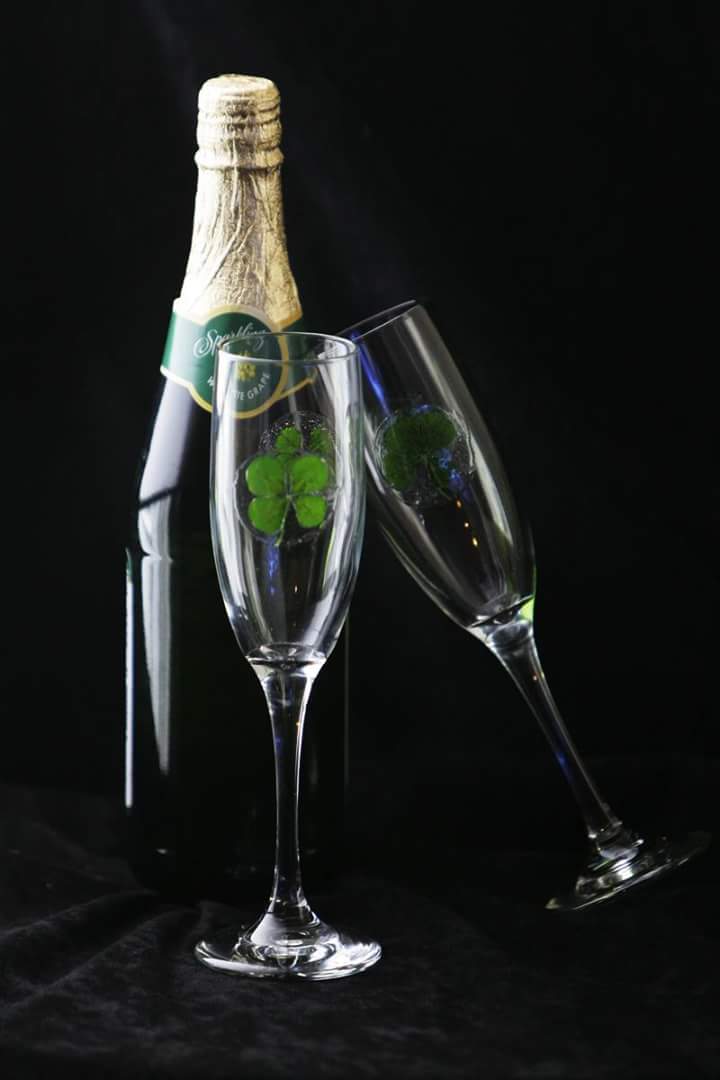 Champagne Toasting Flutes