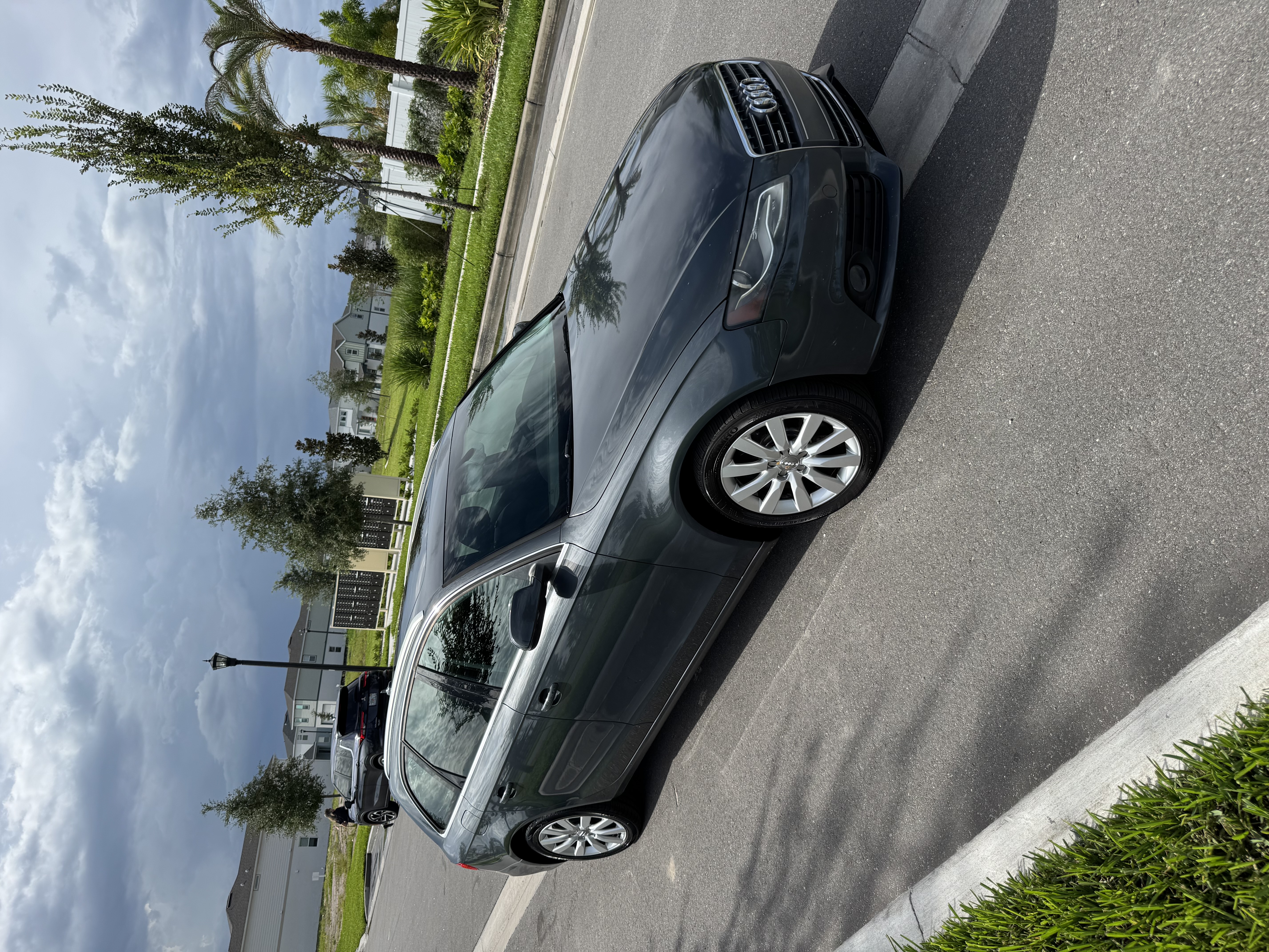 Audi A6 Sedan