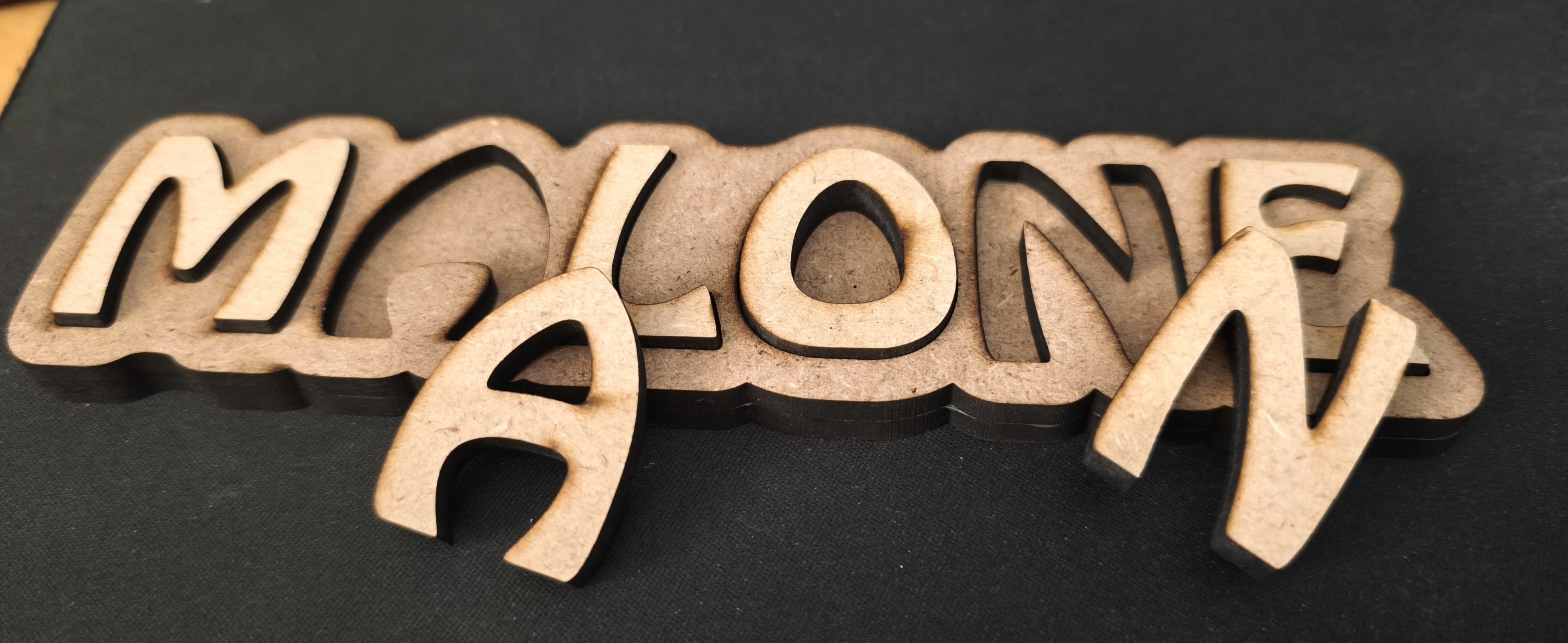 Puzzle de prénom en bois