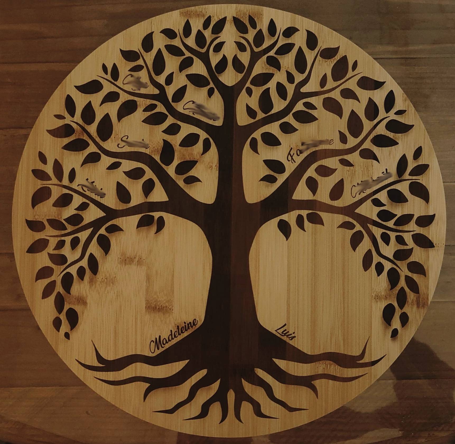 Arbre généalogique en bois